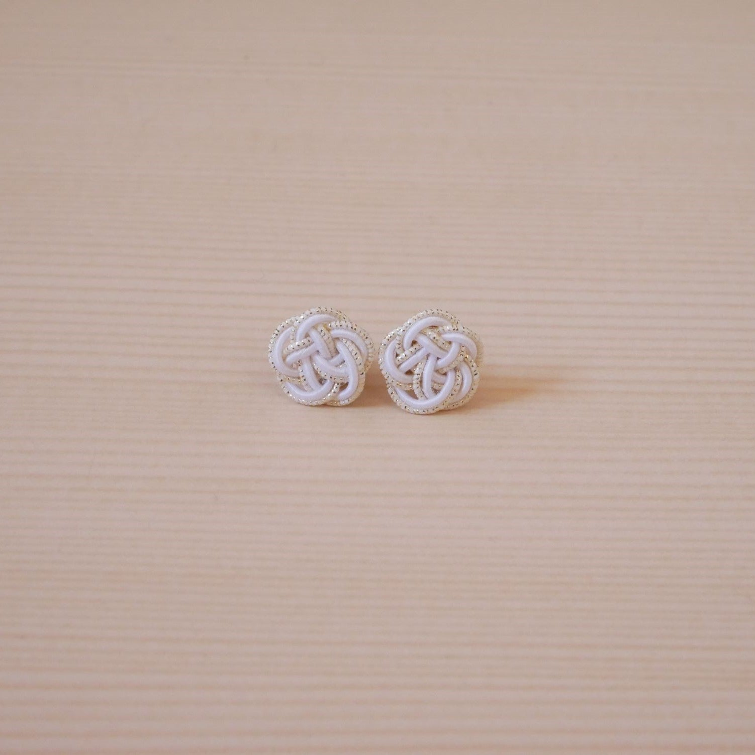 Plum Blossom Earrings -White-