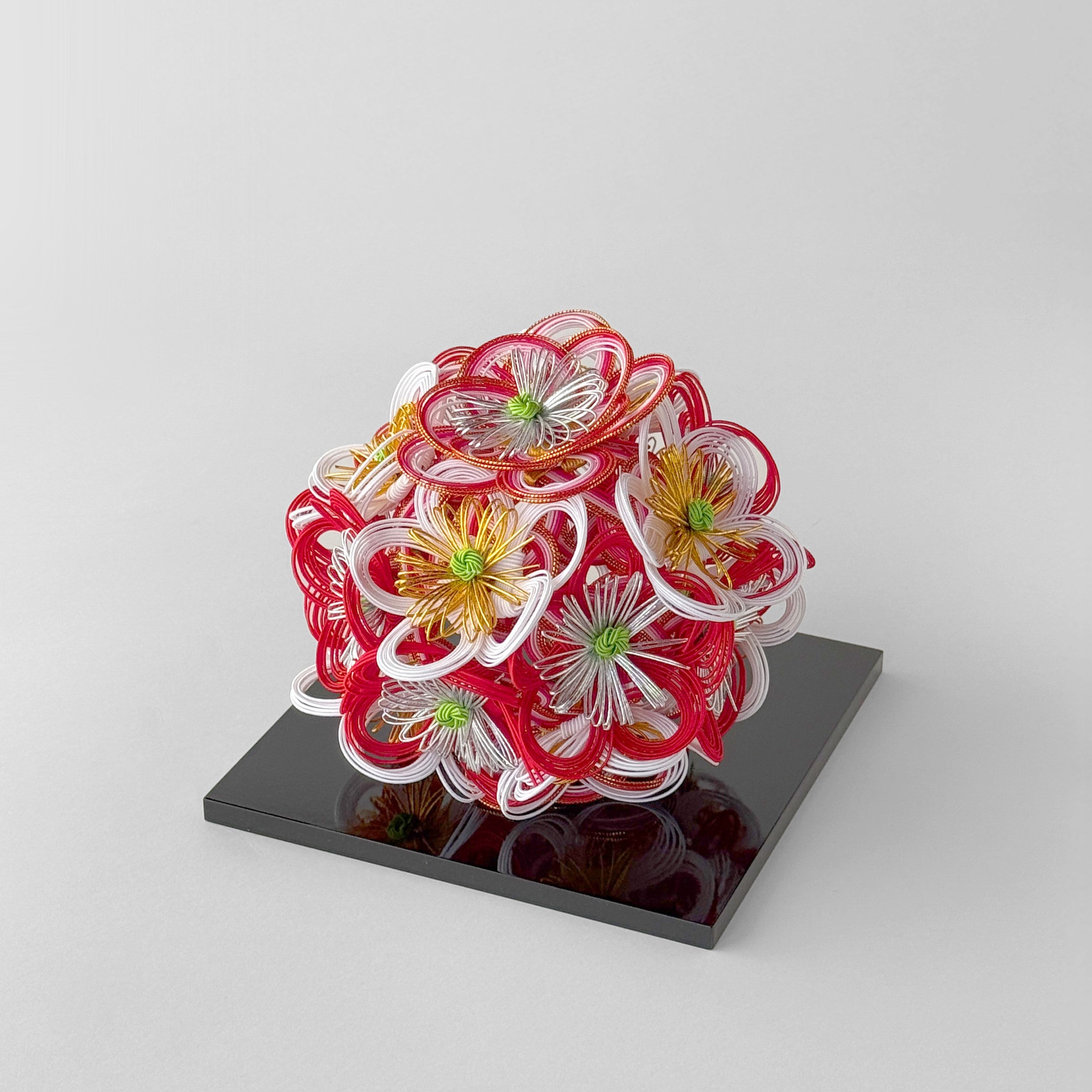 Mizuhiki Decorative Ball / Plum Blossom Kusudama / No.ko0002