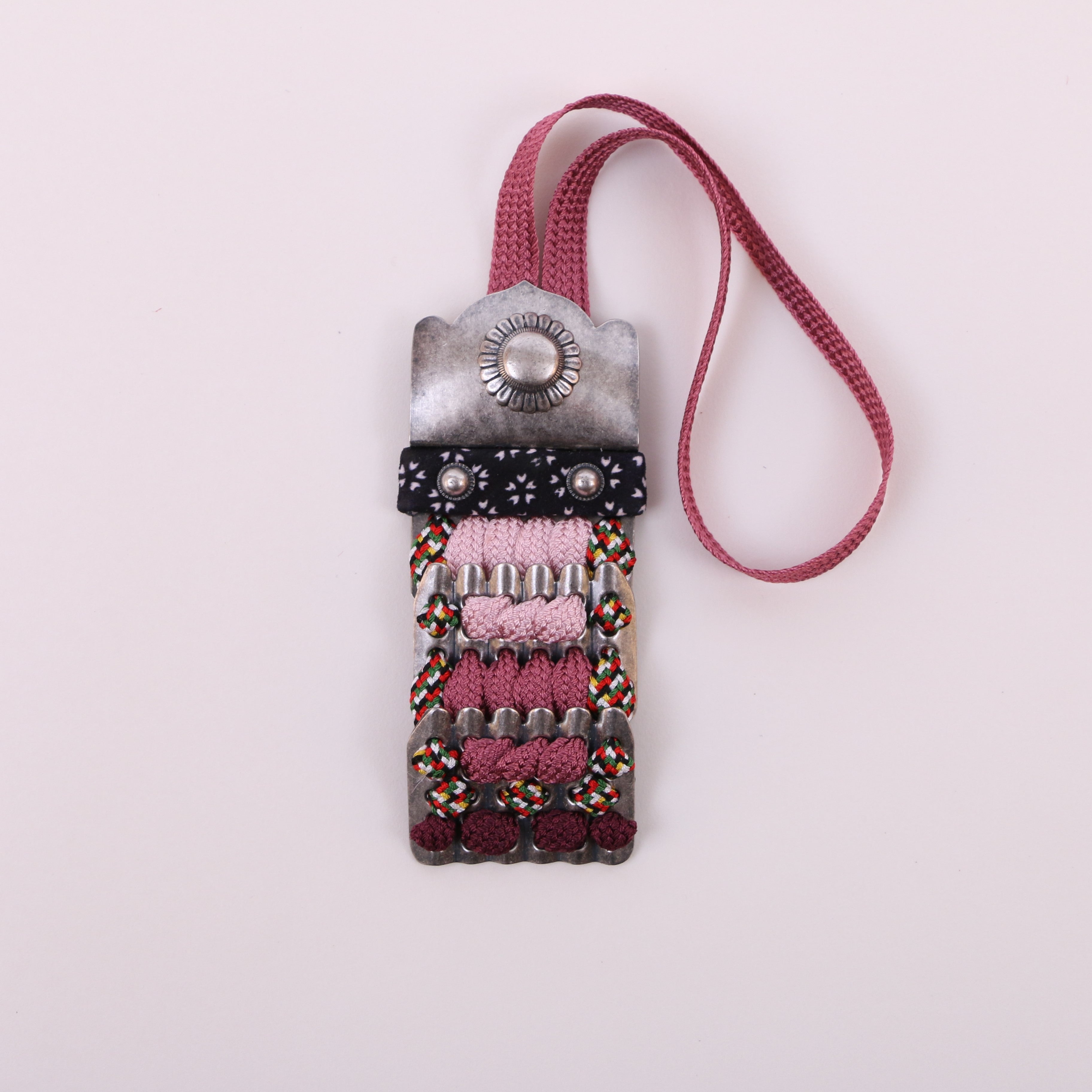 Accessorio armatura Nikitama mini / antico colore argento / gradazione viola