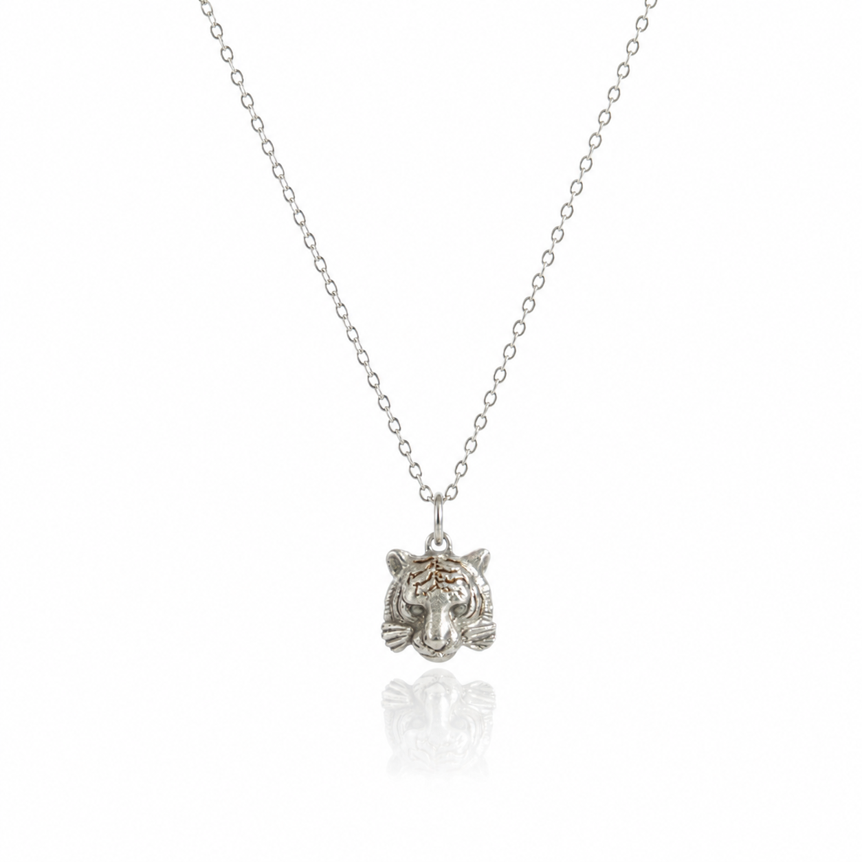 Silver Necklace / Tiger