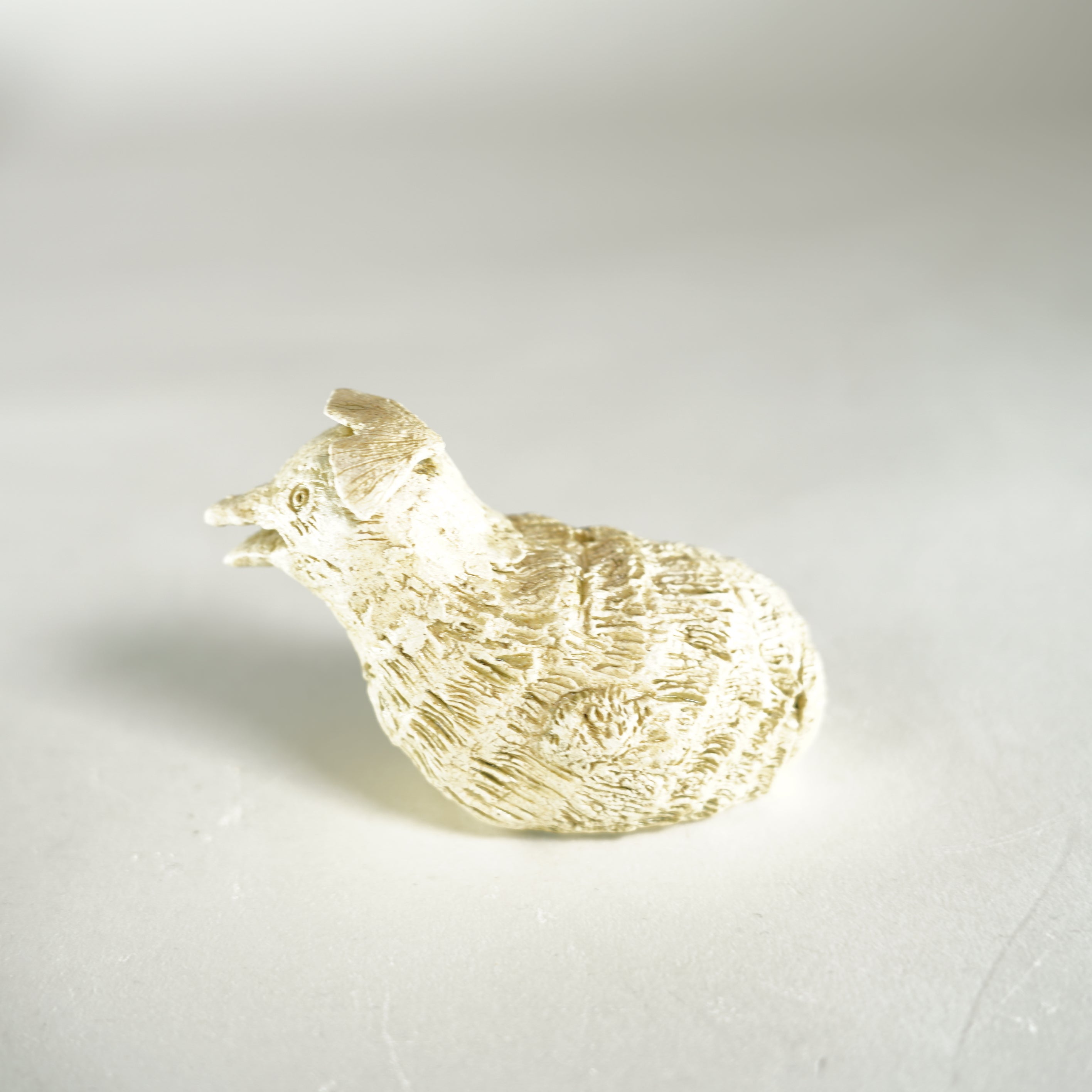 Figurina di quaglia in ceramica / bianco