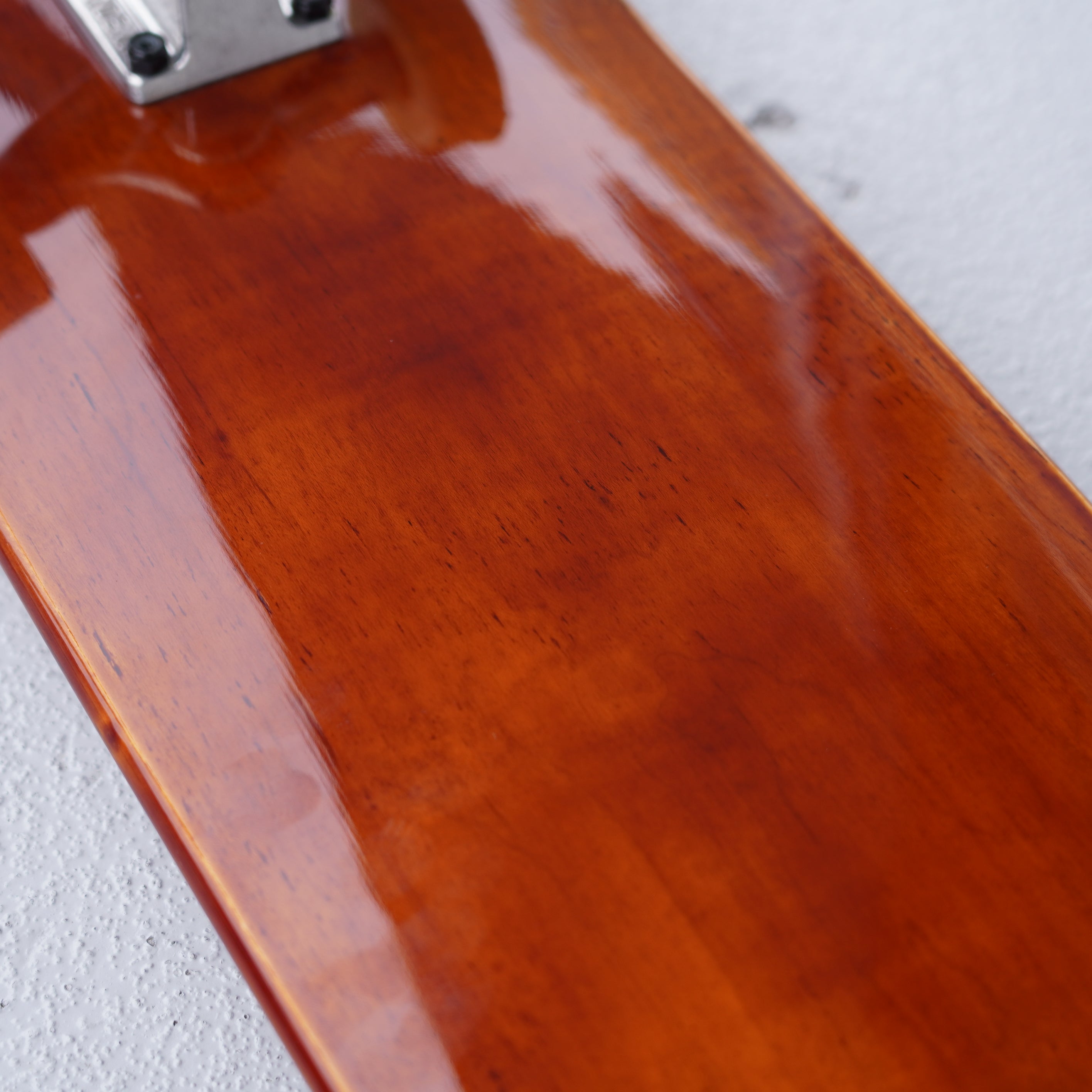 Lackiertes Skateboard