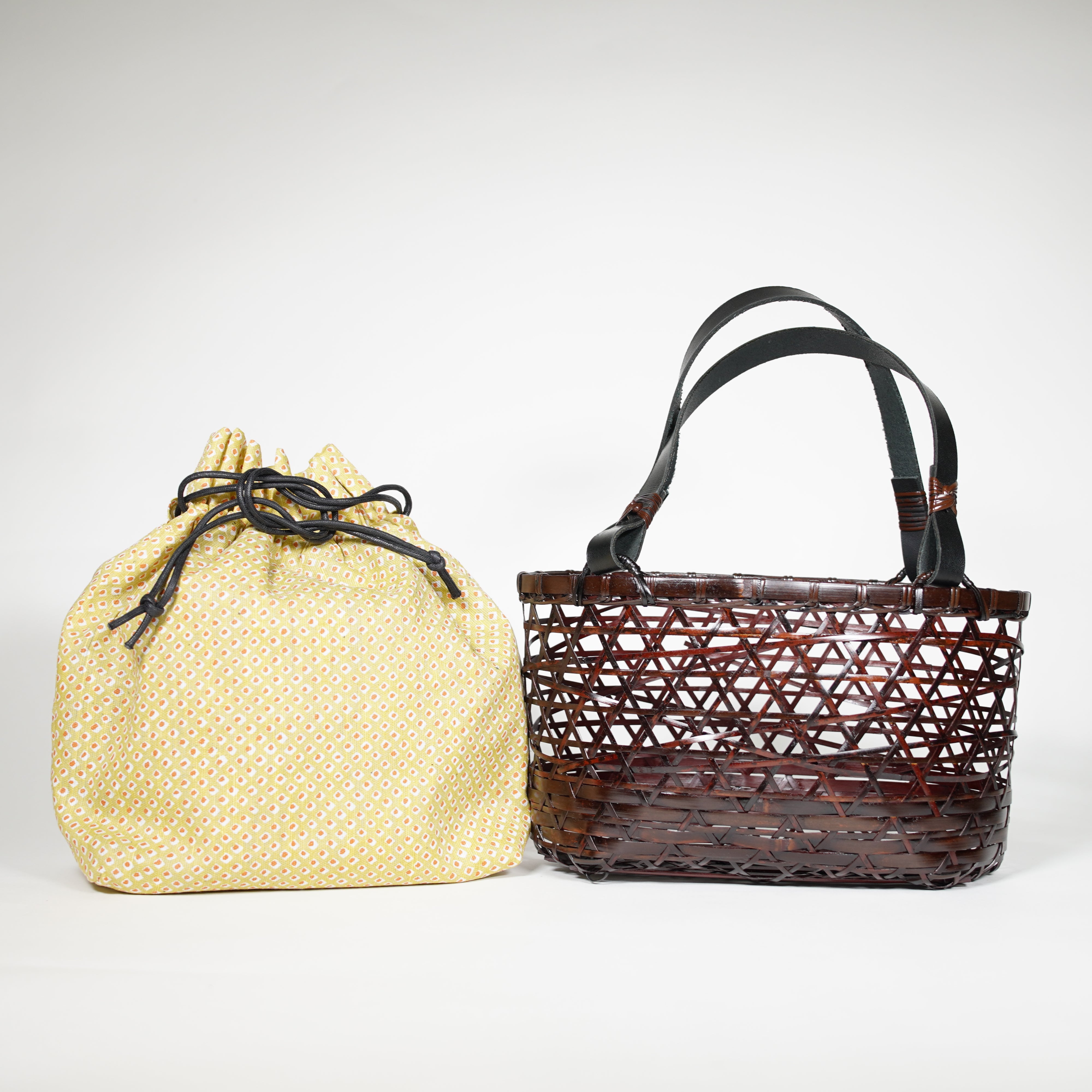 Bamboo Bag / Black Lacquer / Leather Handle