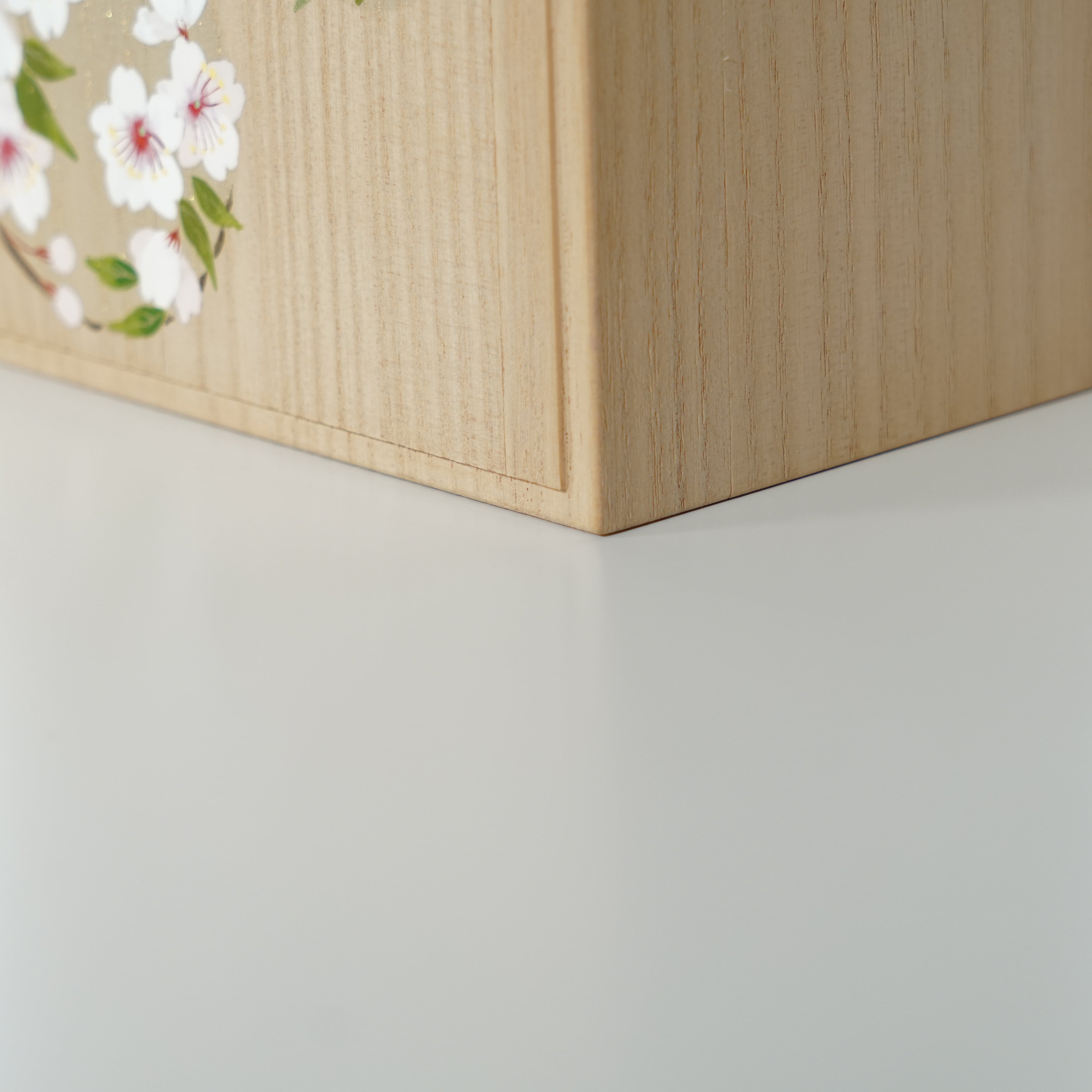 Hand-painted Jewelry Box / Paulownia Wood / Japanese Four Seasons