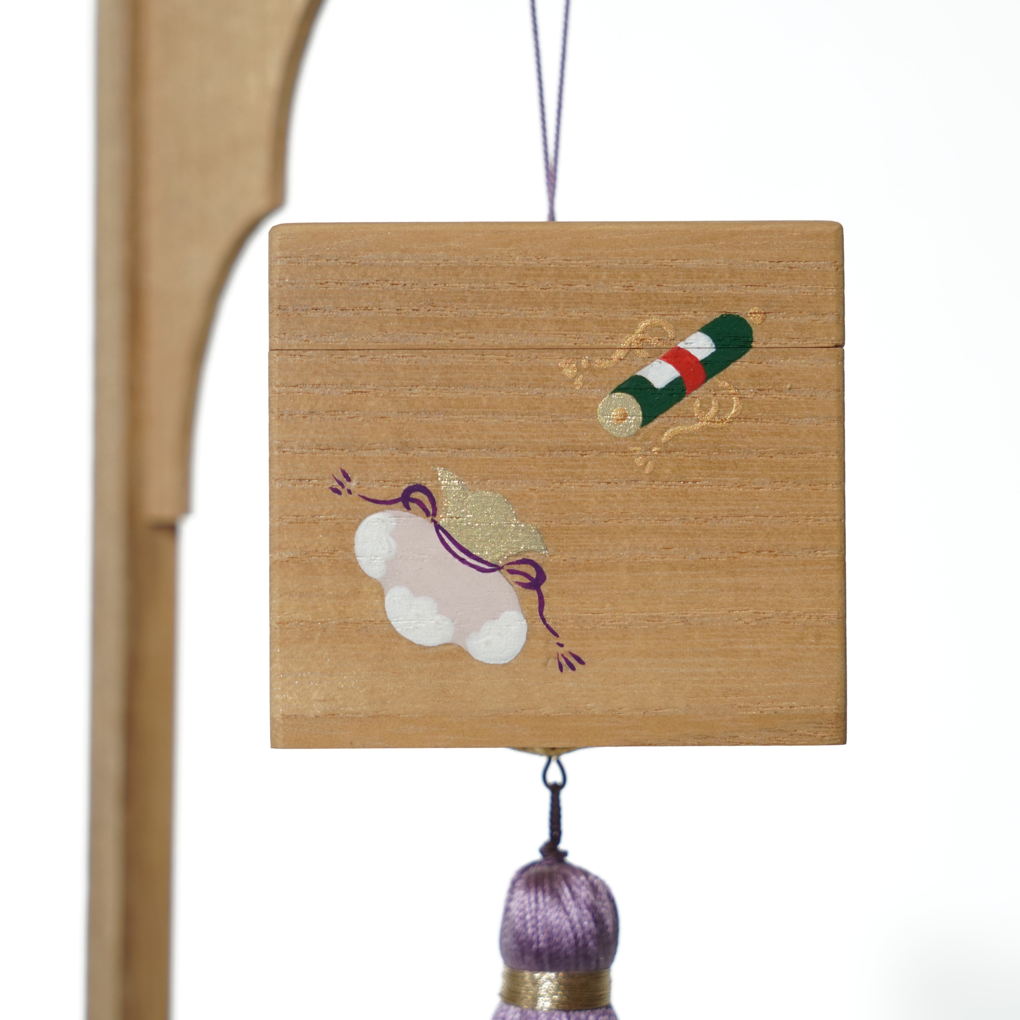 Hand-painted Storage Box Ornament / Paulownia Wood