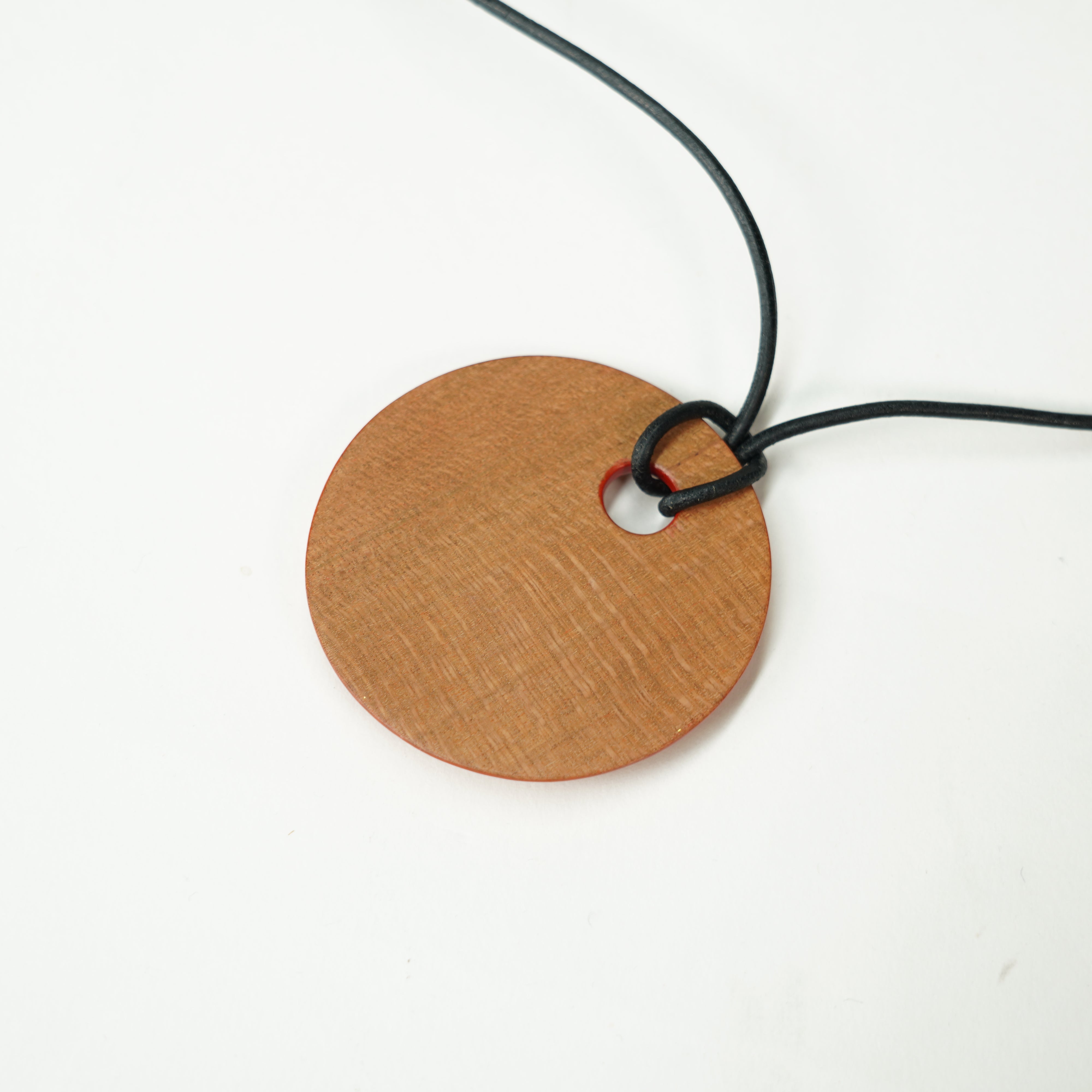 Kirikane Pendant / Gold Leaf Appliqué / Scarlet Mirror (Kokyo)