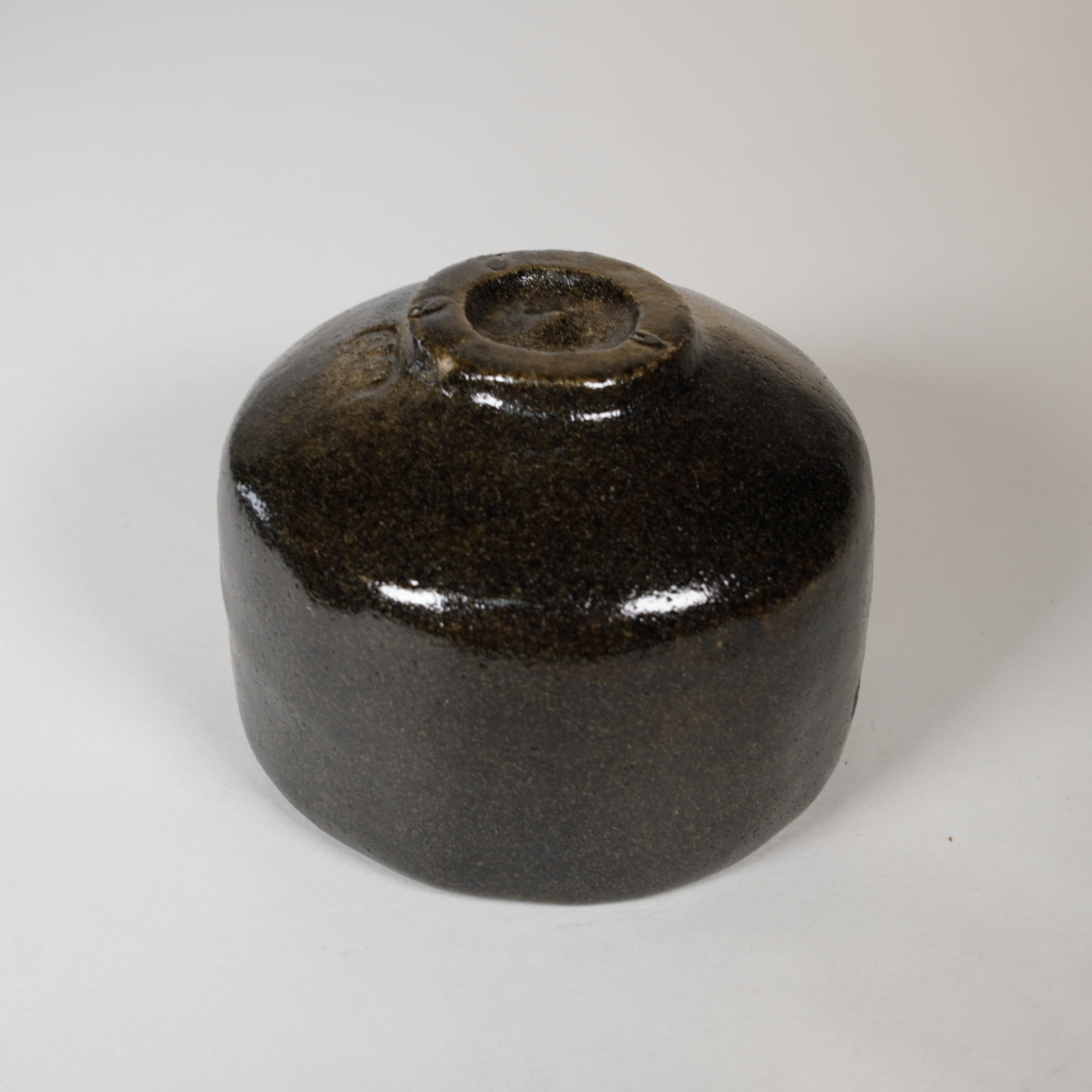 Raku -Töpferei / Teeschale / traditionelle Glasur