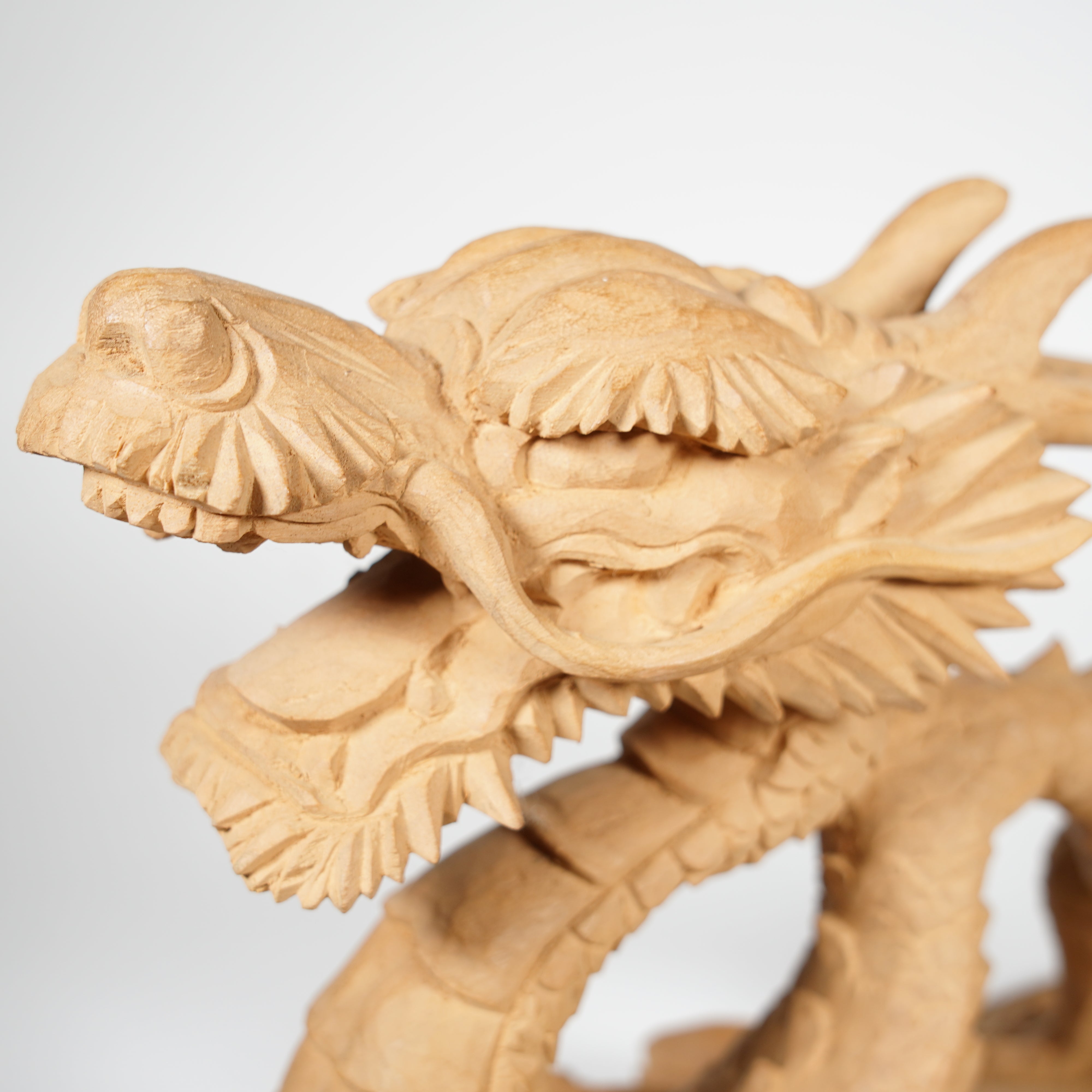 Holzschnitzerei / Drache