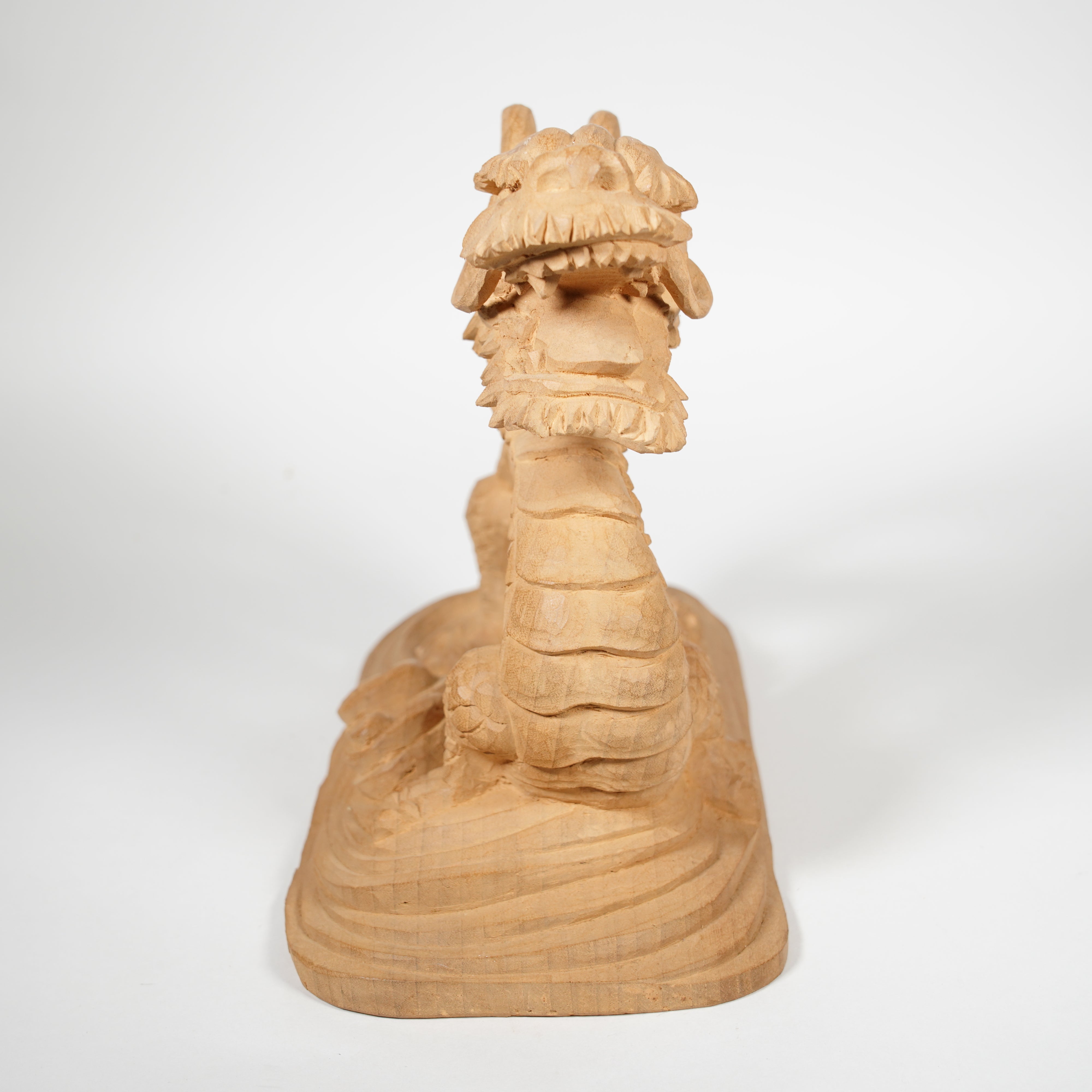 Holzschnitzerei / Drache