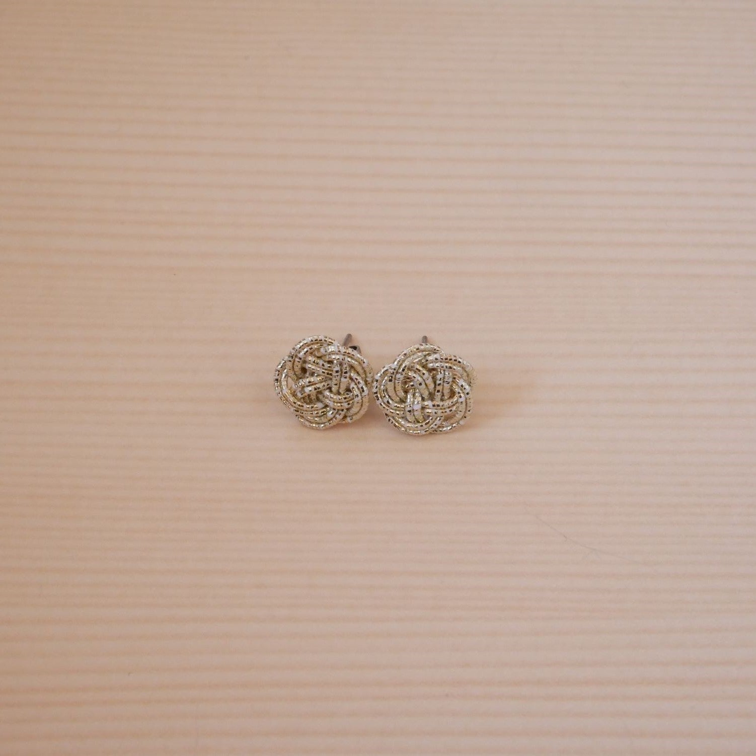 Plum Blossom Earrings -Gold-
