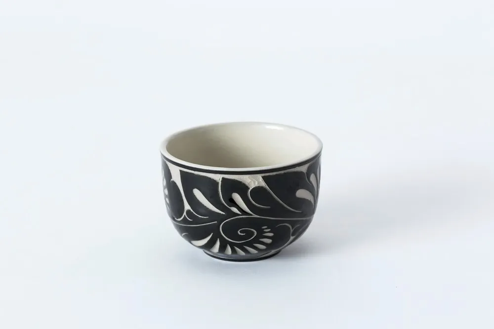 Bowl / Arabesque / Ink Black / Yachimun