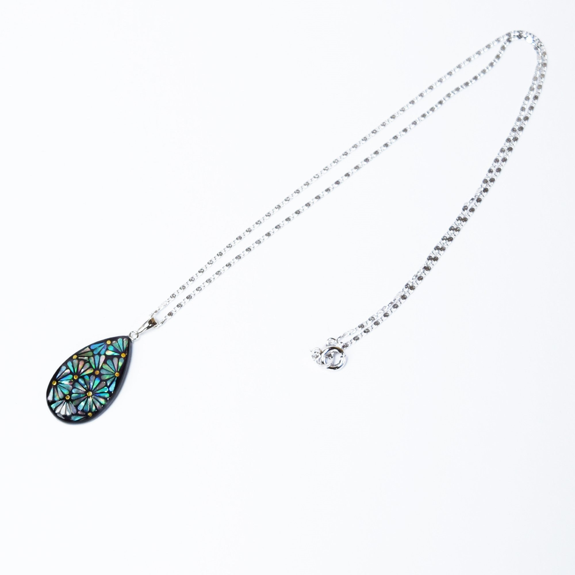 Collier Raden / Oshiai Kiku / s vert