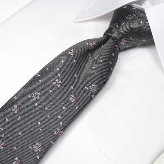 Cravate / blizzard cerise / gris au charbon de bois