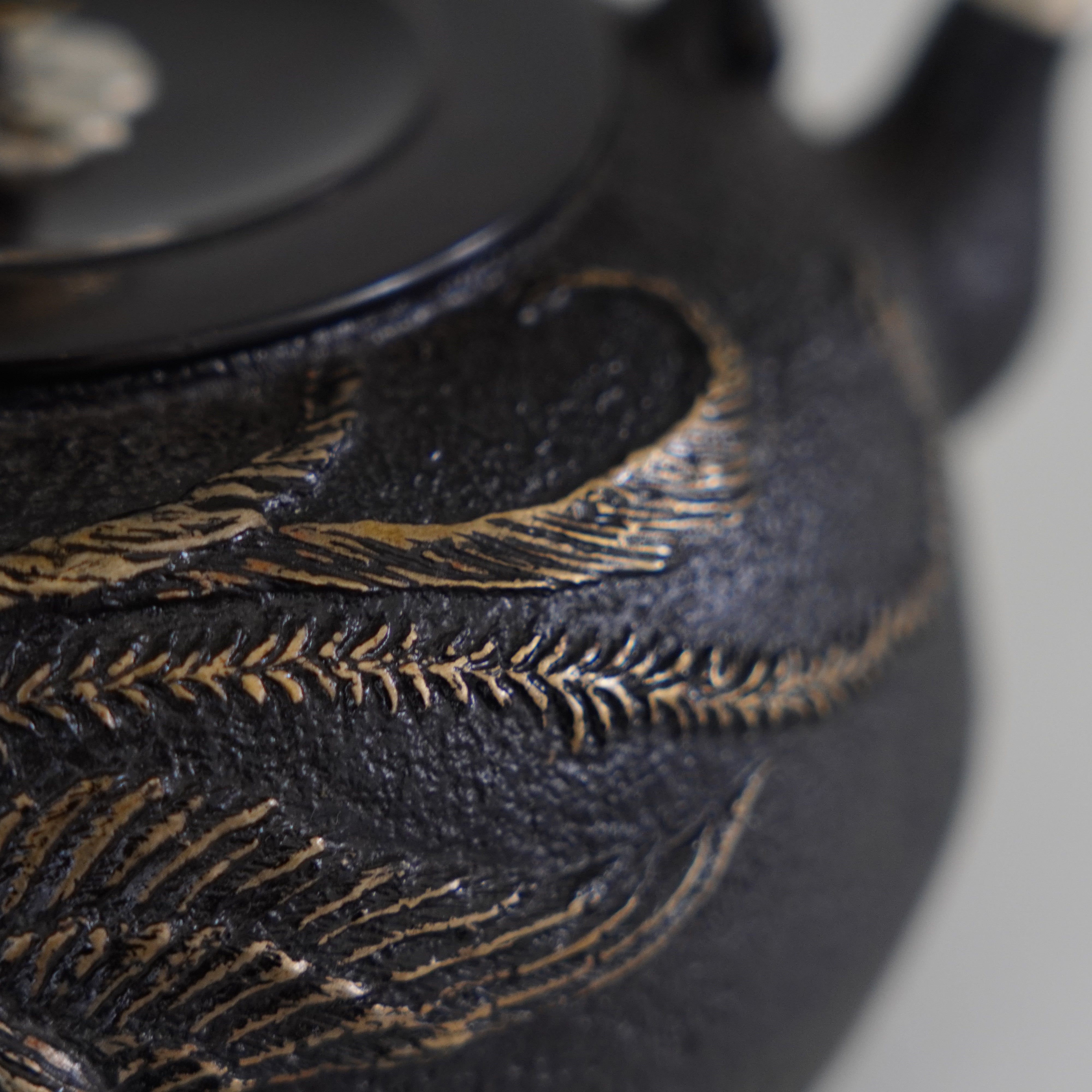 Iron Kettle / Phoenix / Flat Round Forma