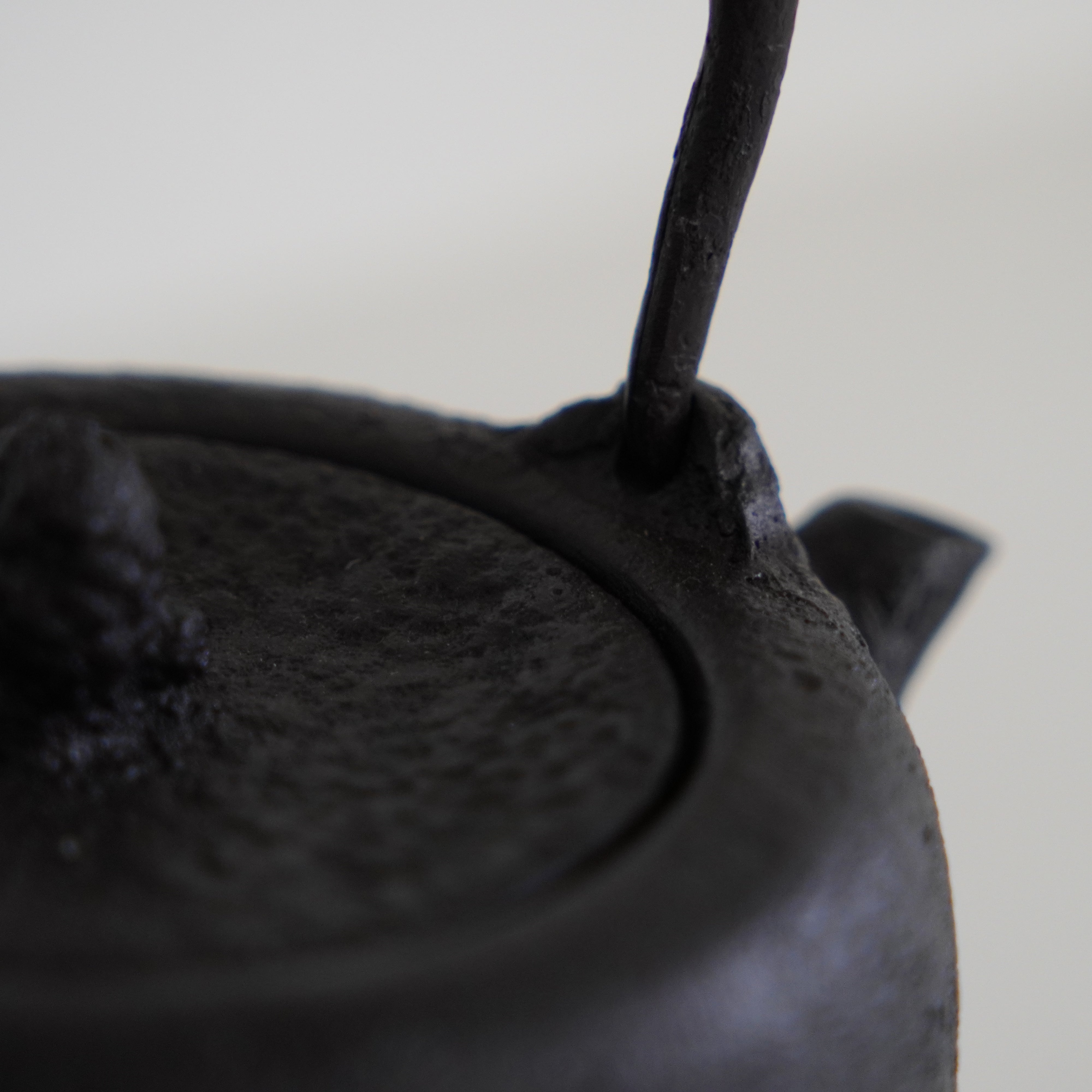 Iron Kettle / Jujube / Natural Cover
