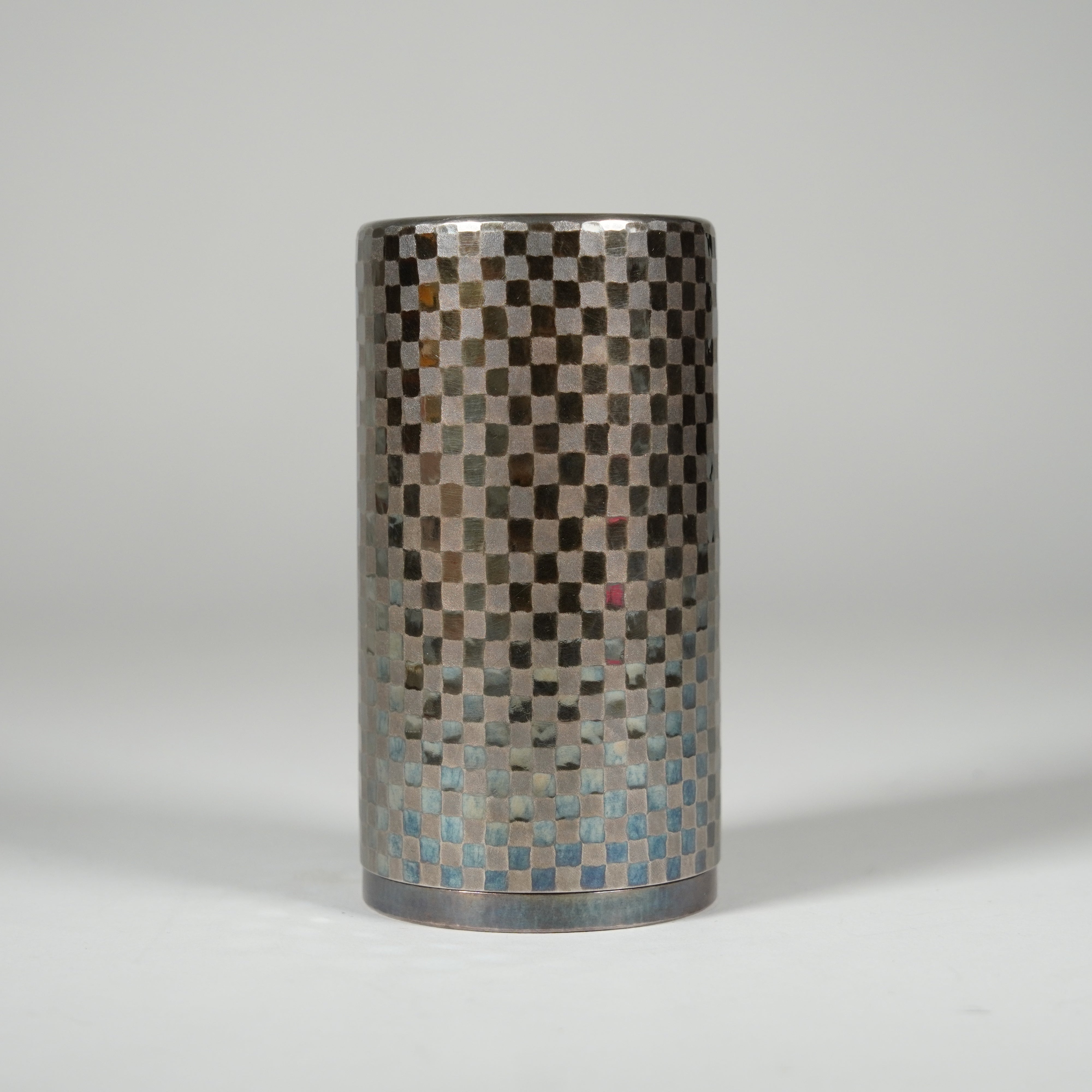 Tea Caddy / Ichimatsu Crest