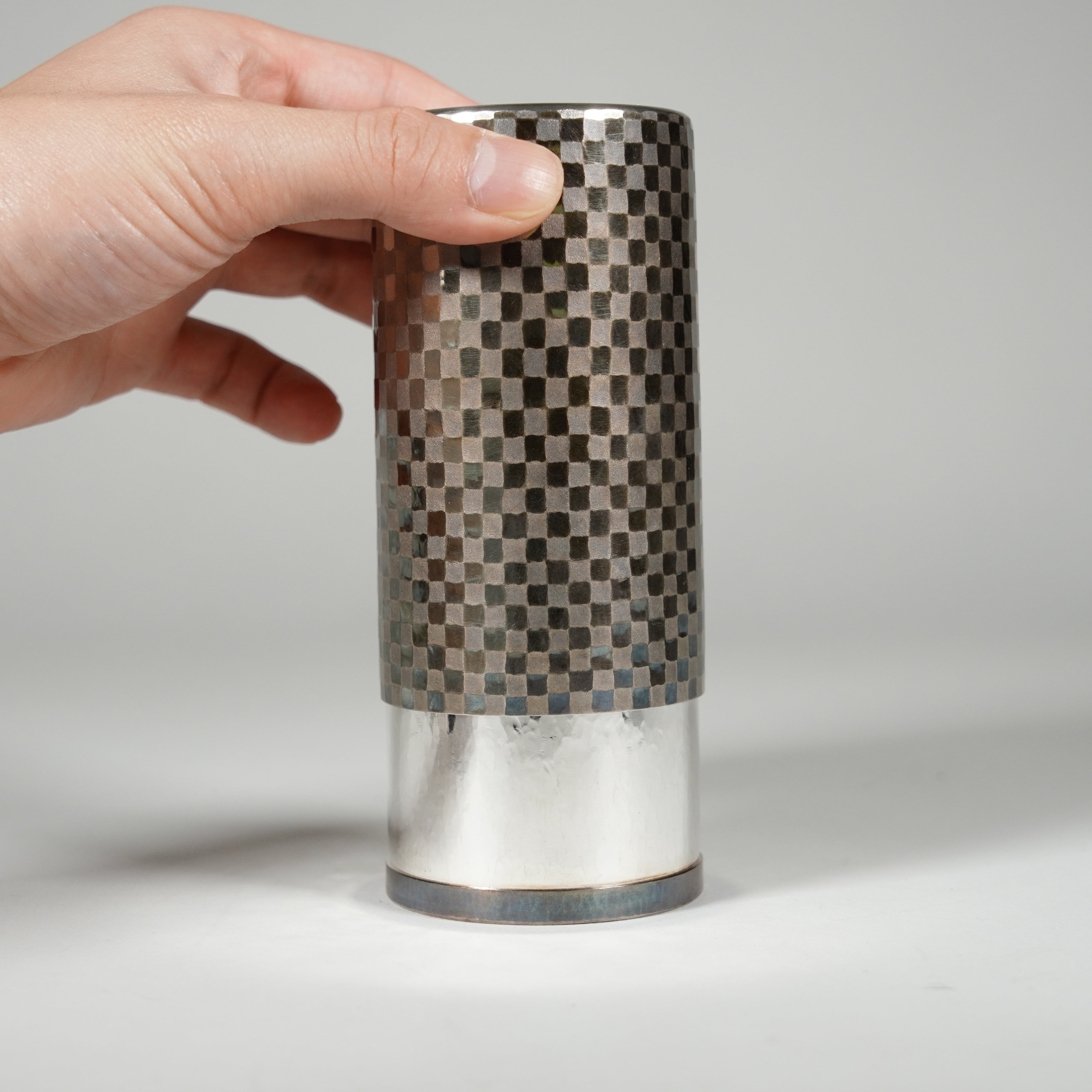 Tea Caddy / Ichimatsu Crest