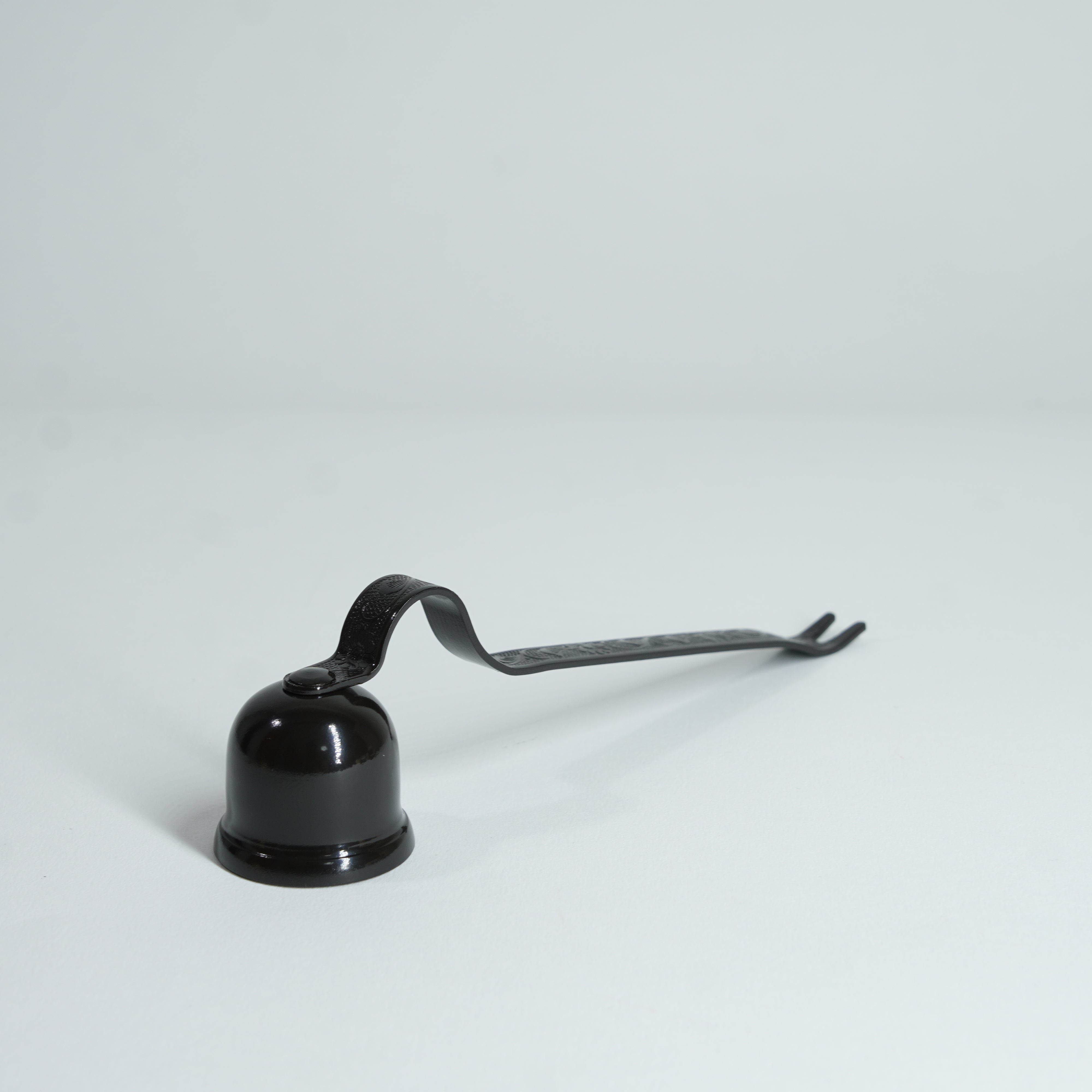 Japanese Candle Snuffer / Black Finish / Flame Extinguisher