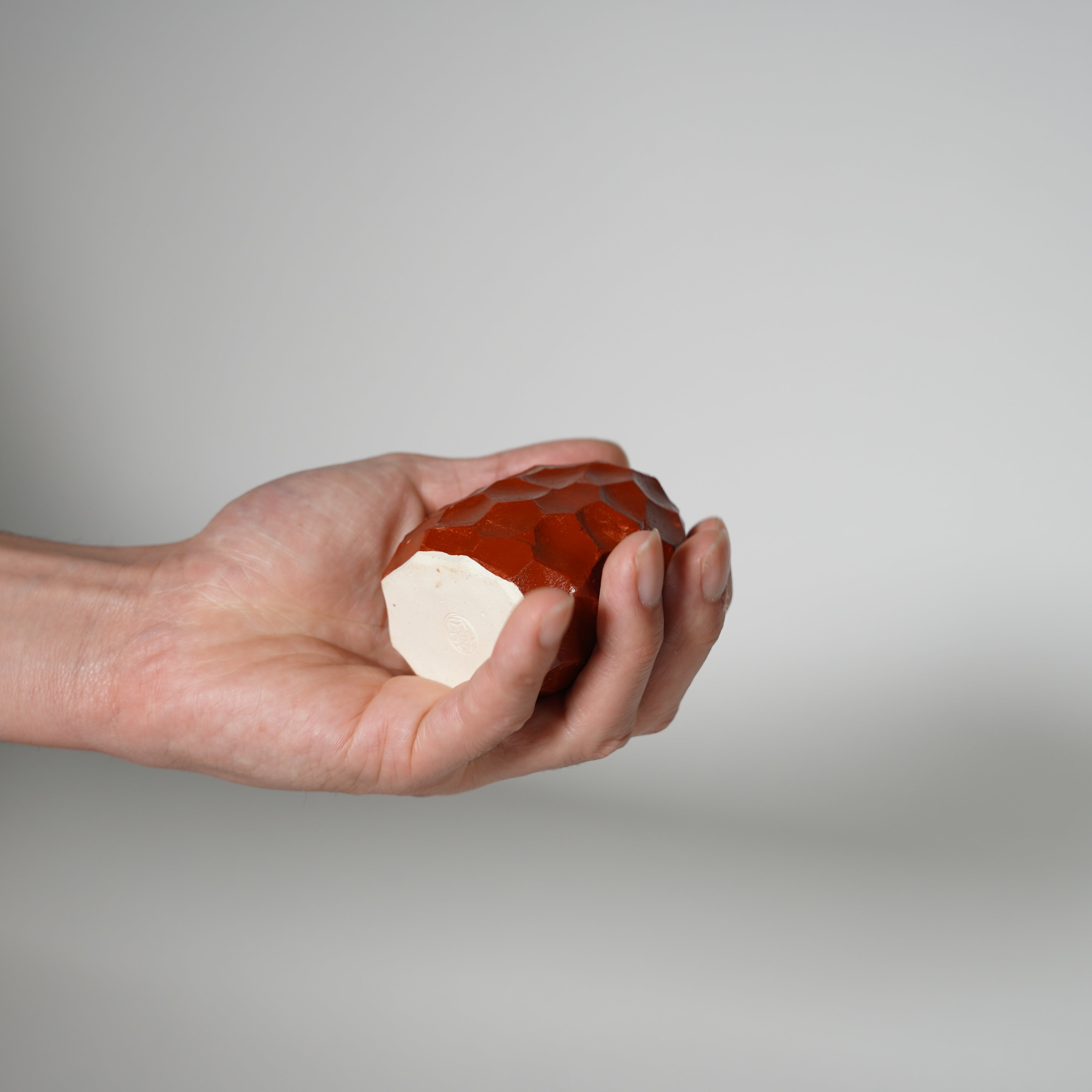 Mini -Vase für eine Blumerot