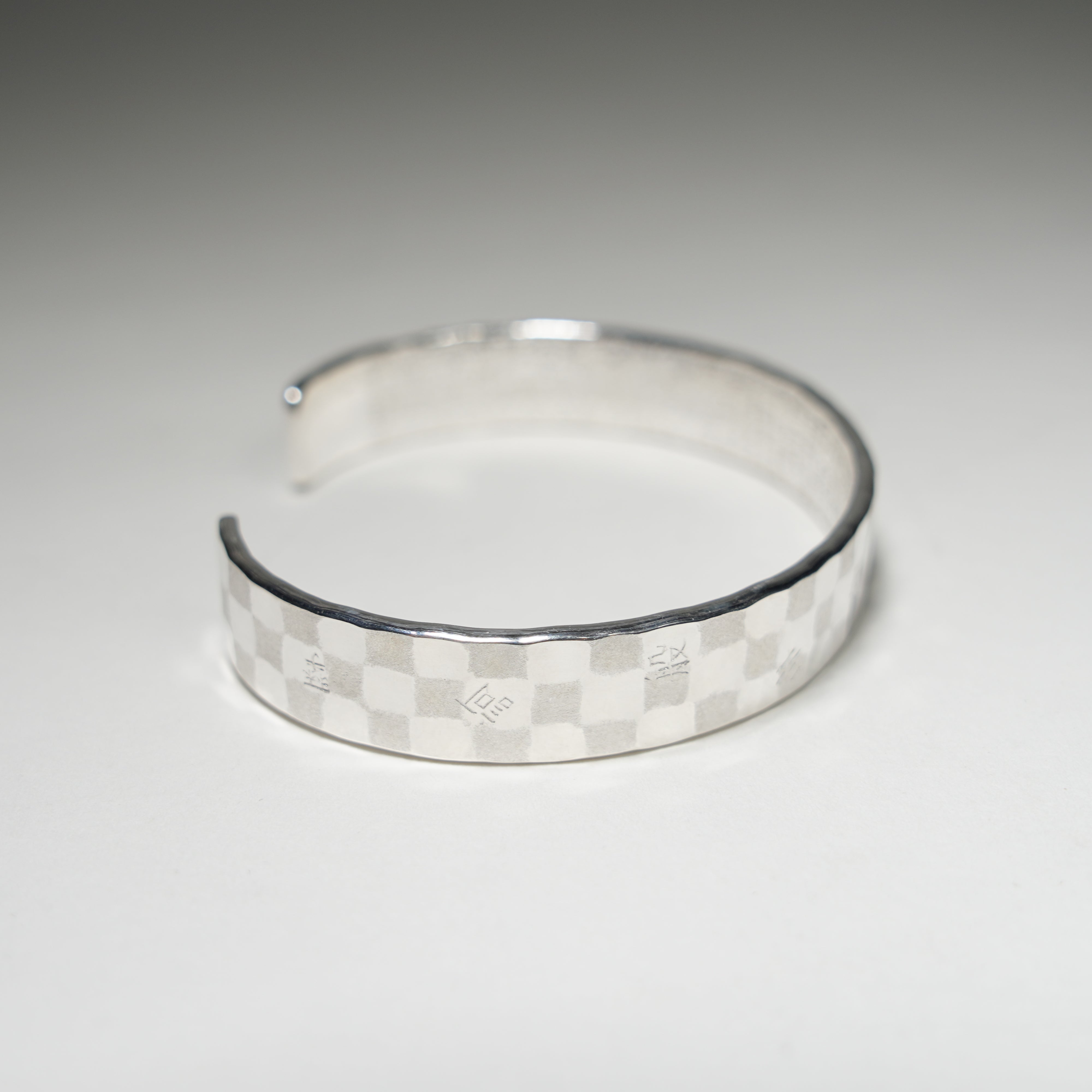 Silver Bangle / Sterling Silver / Ichimatsu & Heart Sutra / Small