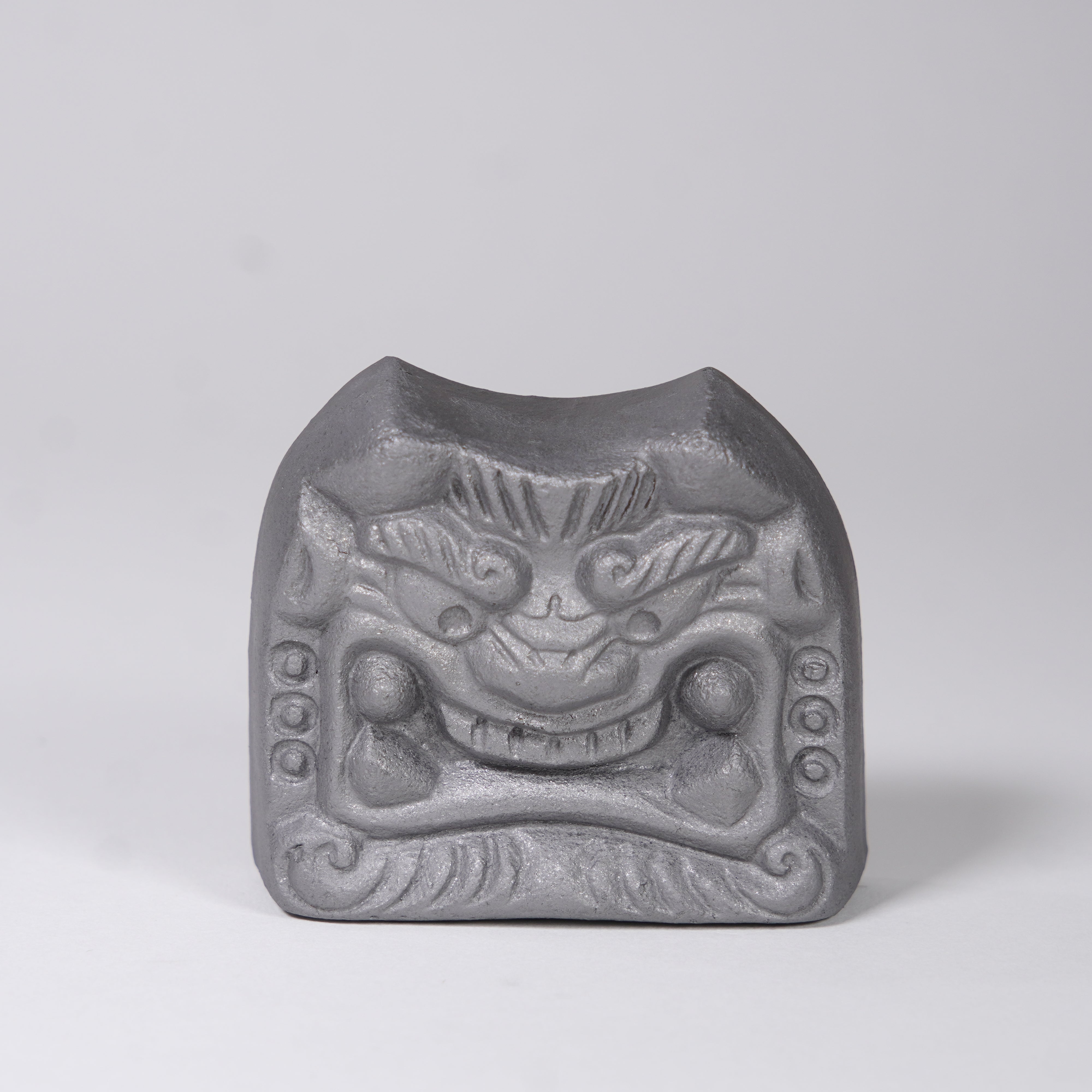 Onigawara Paperweight / Smoked Silver