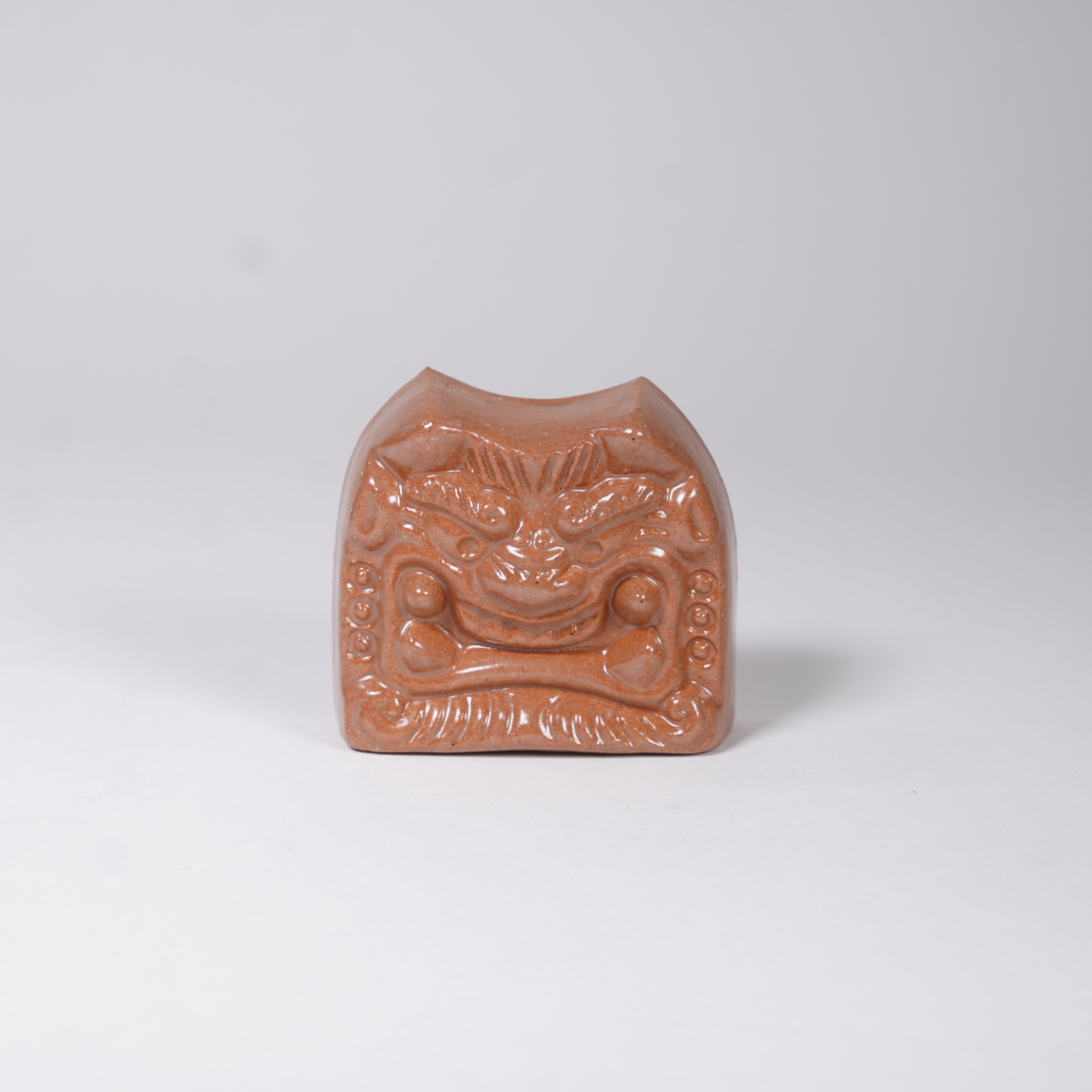 Paperweight / Onigawara Ogre Tile / Red