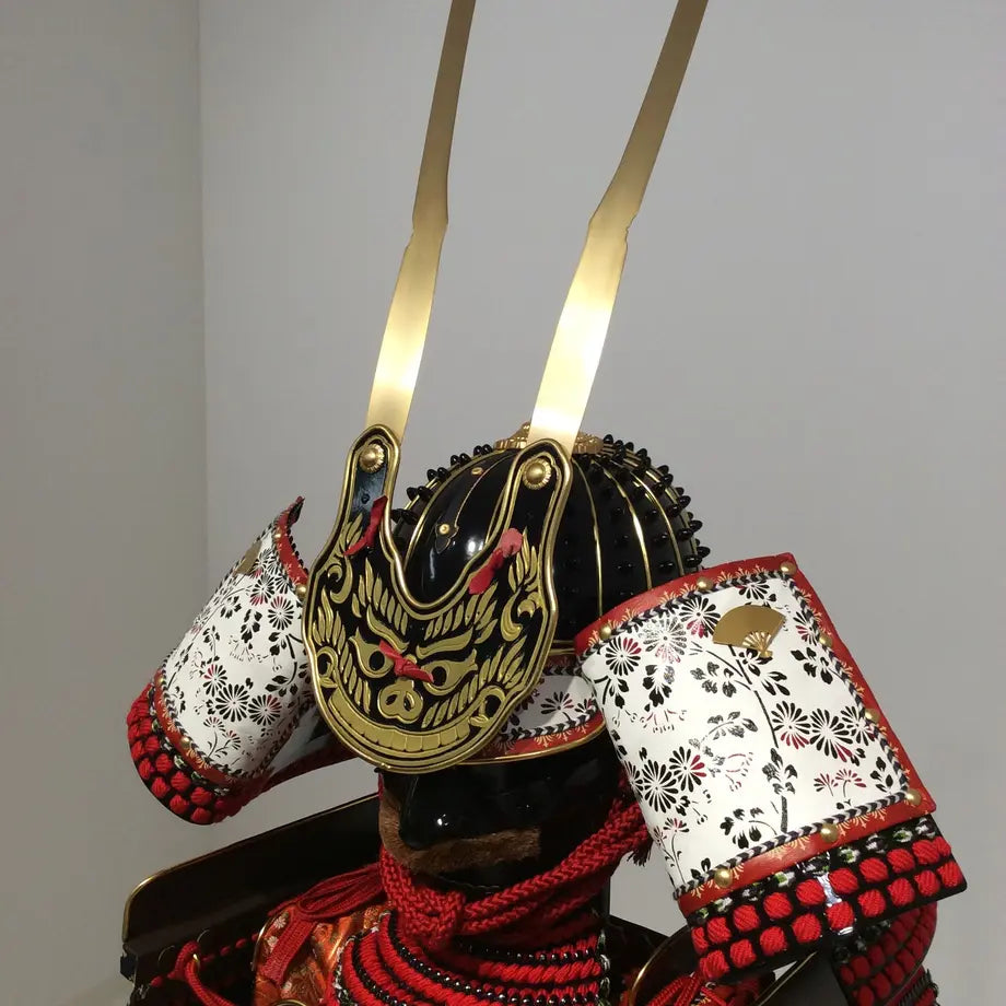 Minamoto-no-yoshitsune / Plum - Nimaidou