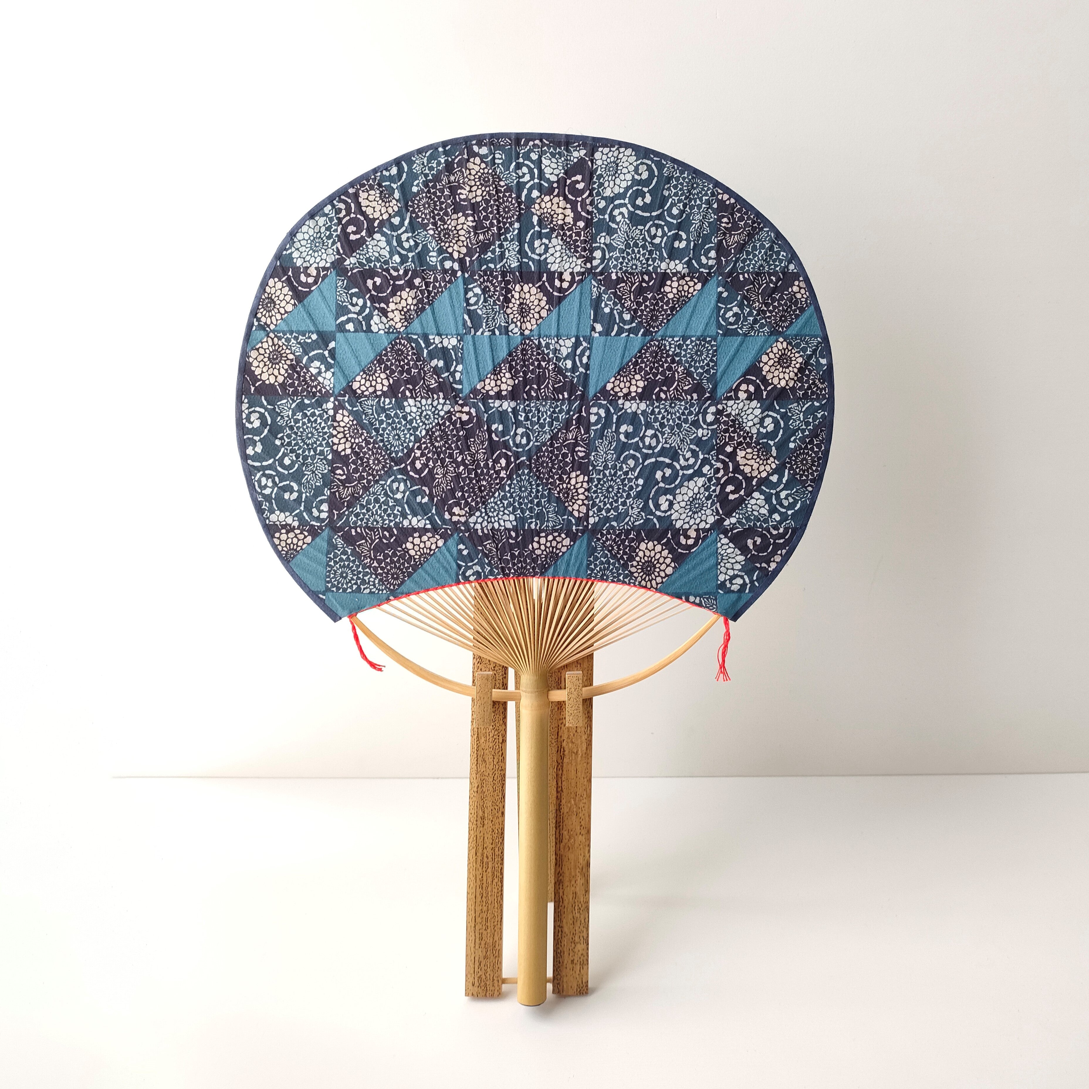 Fan / Indigo Flower / Round / Large