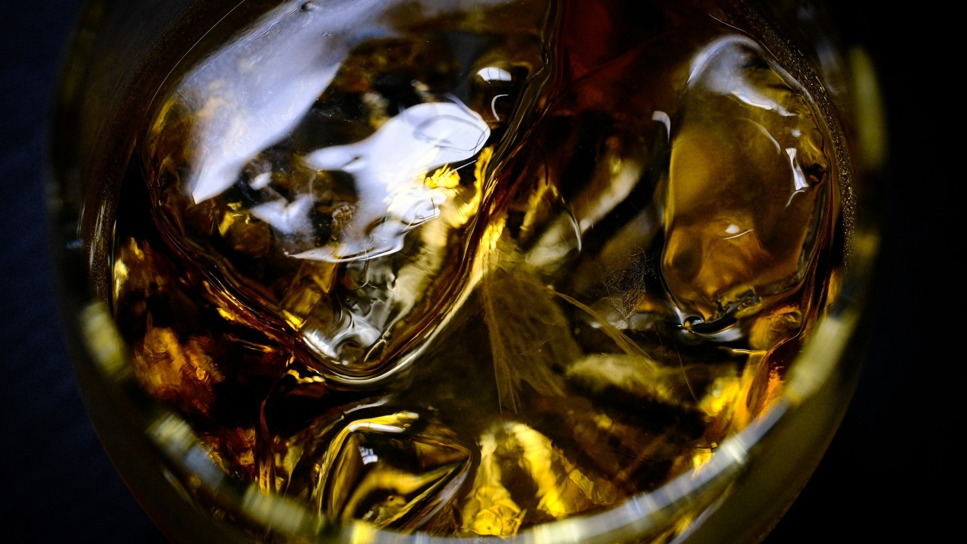 Japanese Whiskey Glass - A Symphony of Craftsmanship