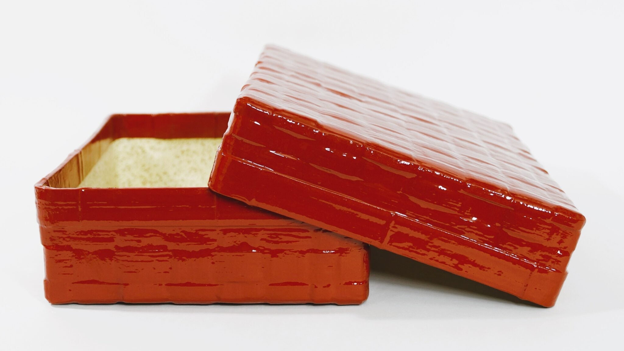【Bamboo Box / Kyo-Tsuzura】Kyoto Lacquered Bamboo Box that can be also used as Wine Case