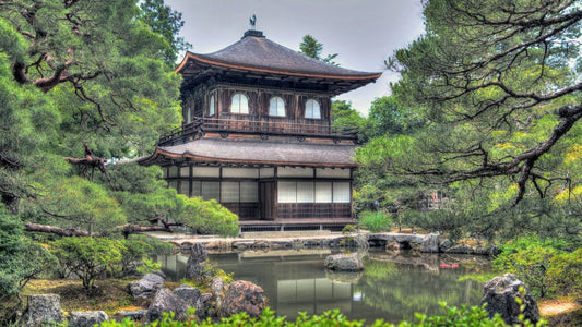 【Ginkaku-ji】Temple reflected in the mirror of nature