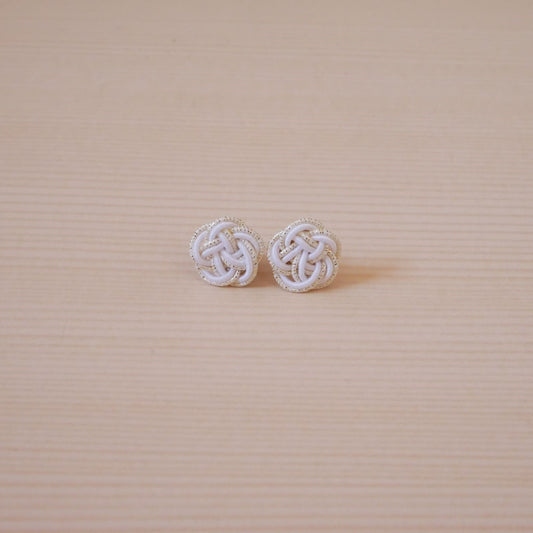Plum Blossom Earrings -White-