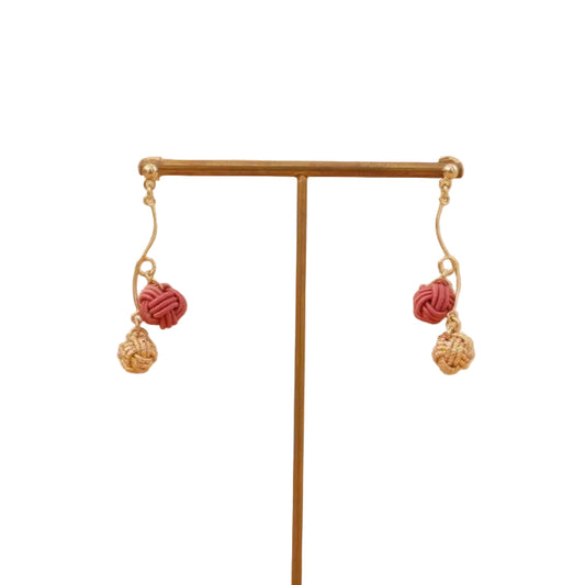 Double Tamamusubi Knot Earrings -Pink-