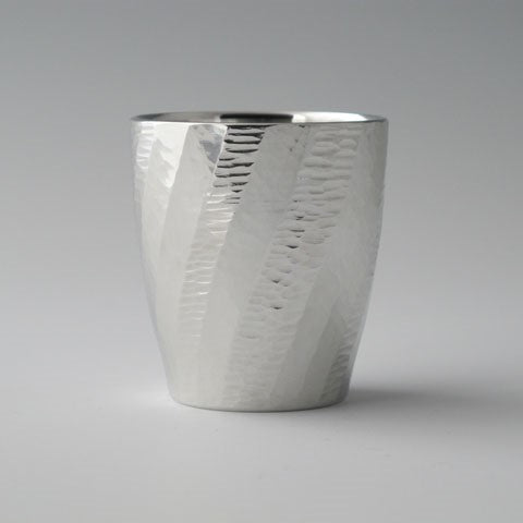 Coupe de saké / tour / tourbillon