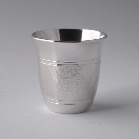 Coupe de saké / tour / voyage