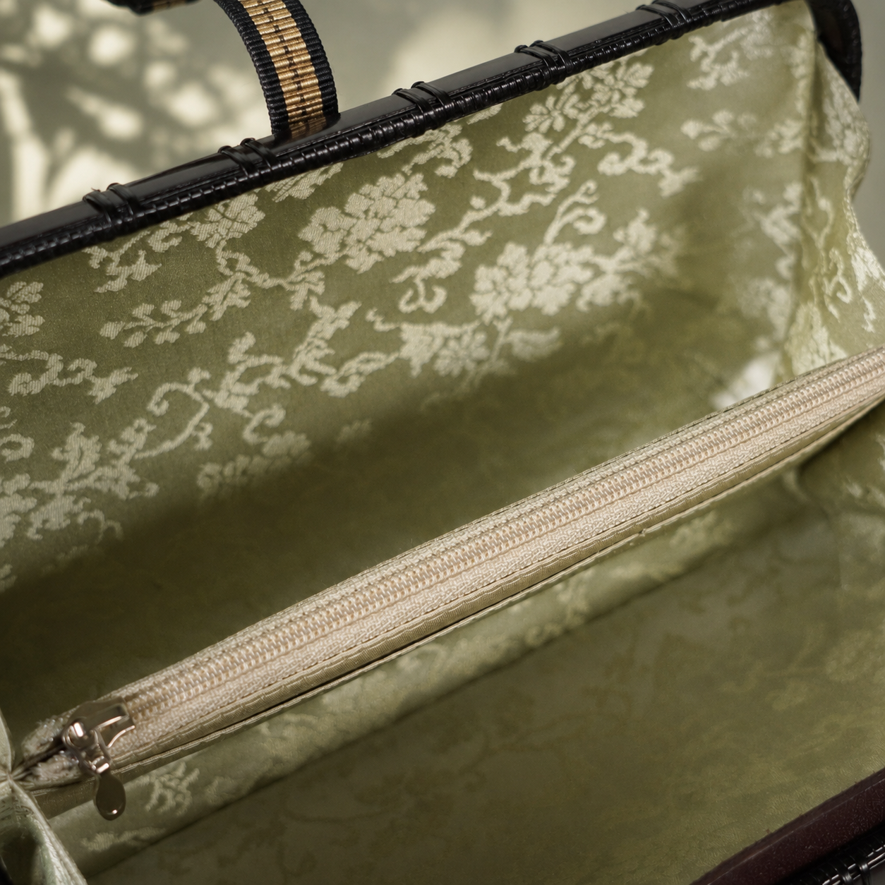 Sac d'embrayage en bambou