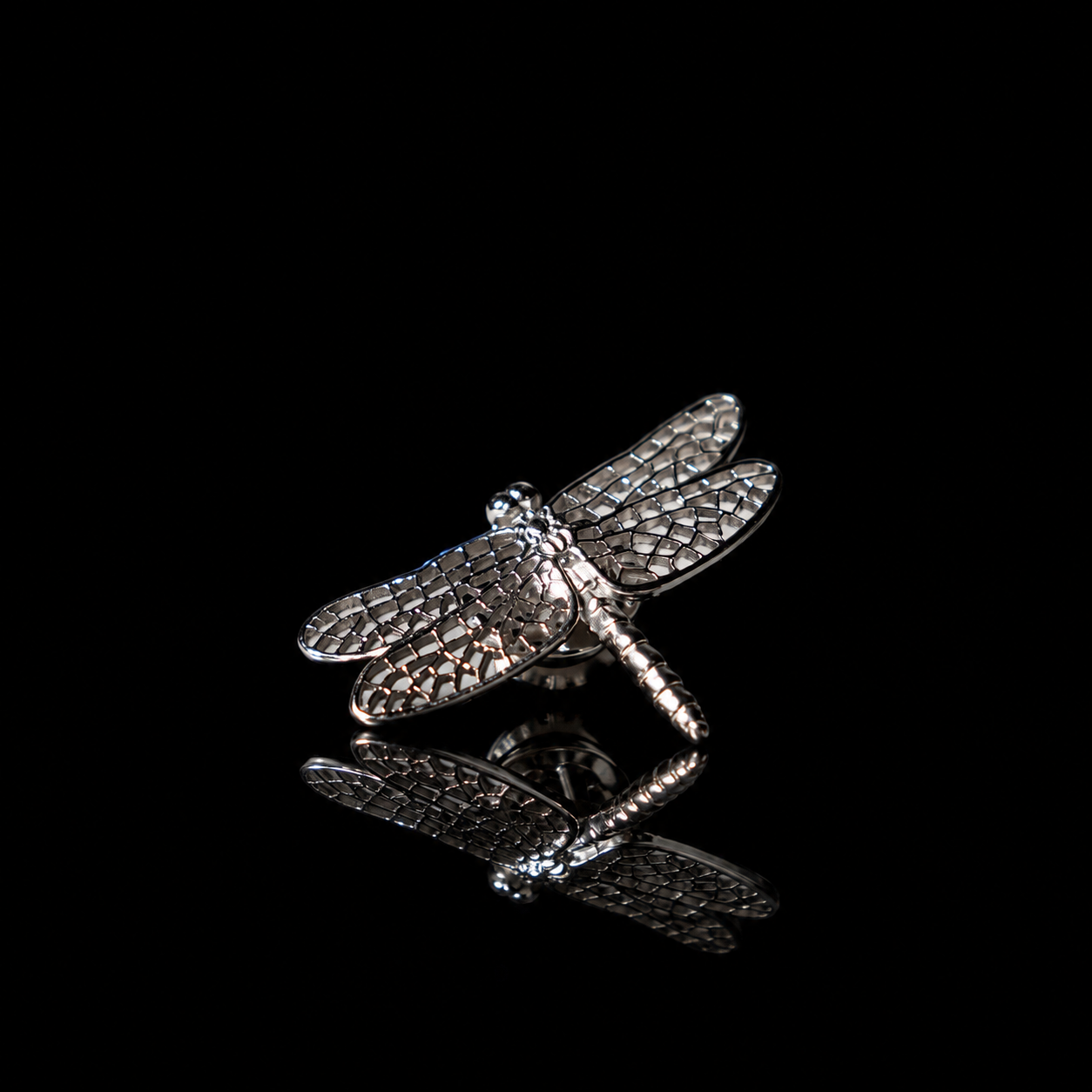 Silver Pin / Dragonfly