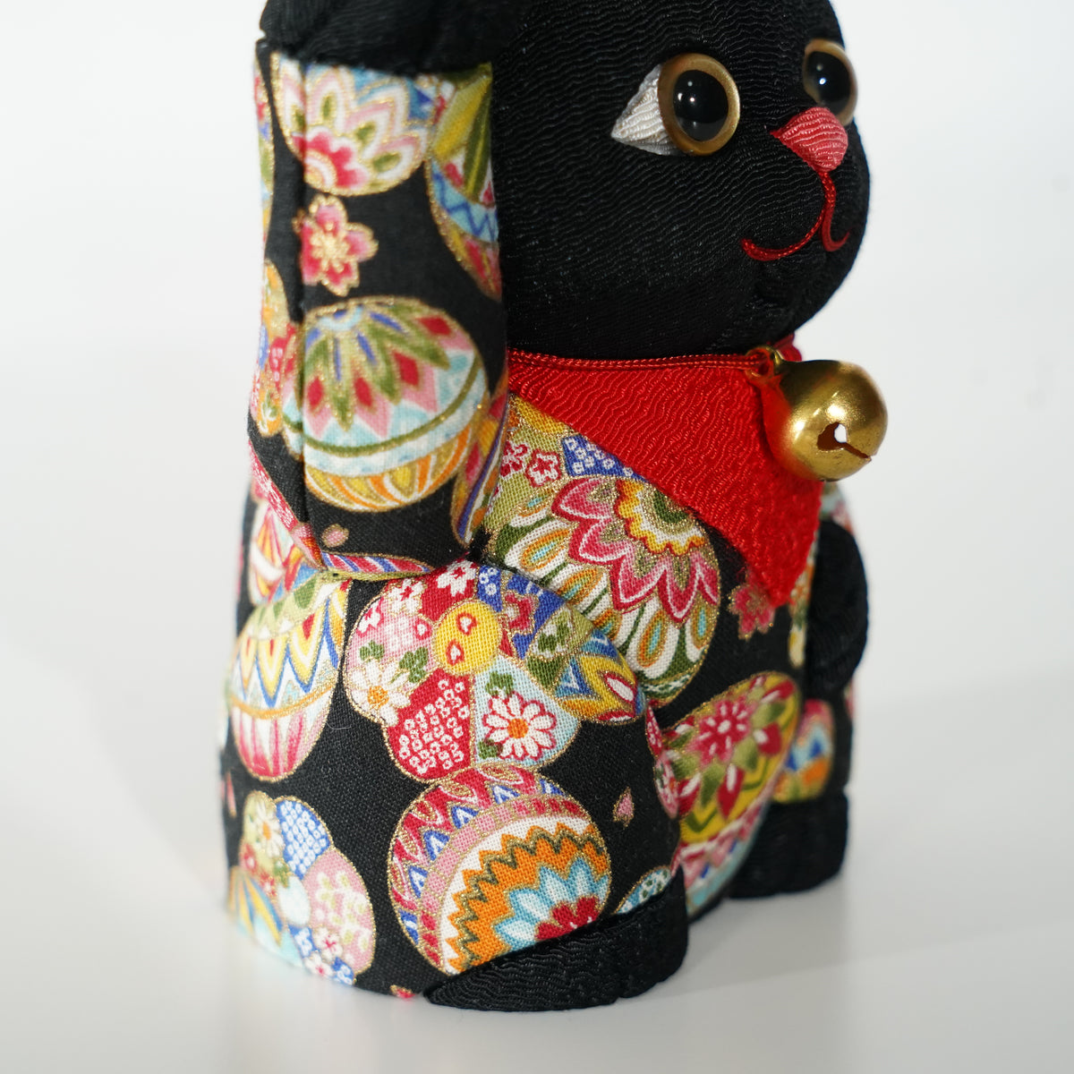 Manekineko Dolls / Classic Plump / Black Floral