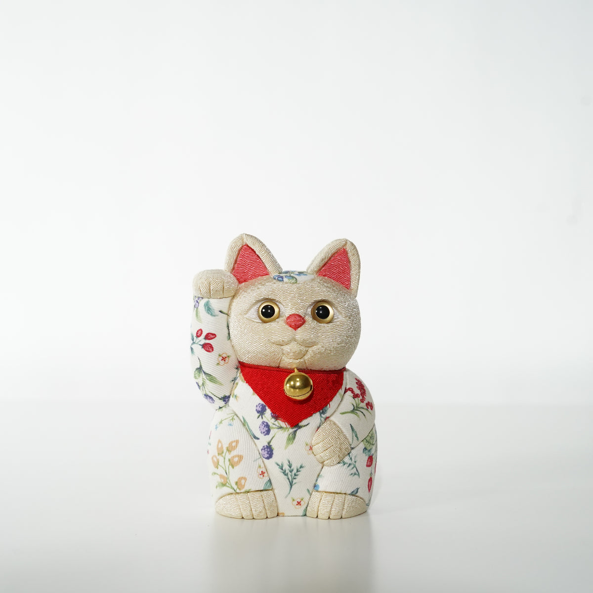 Manekineko Dolls / Classic Plump / Botanical White