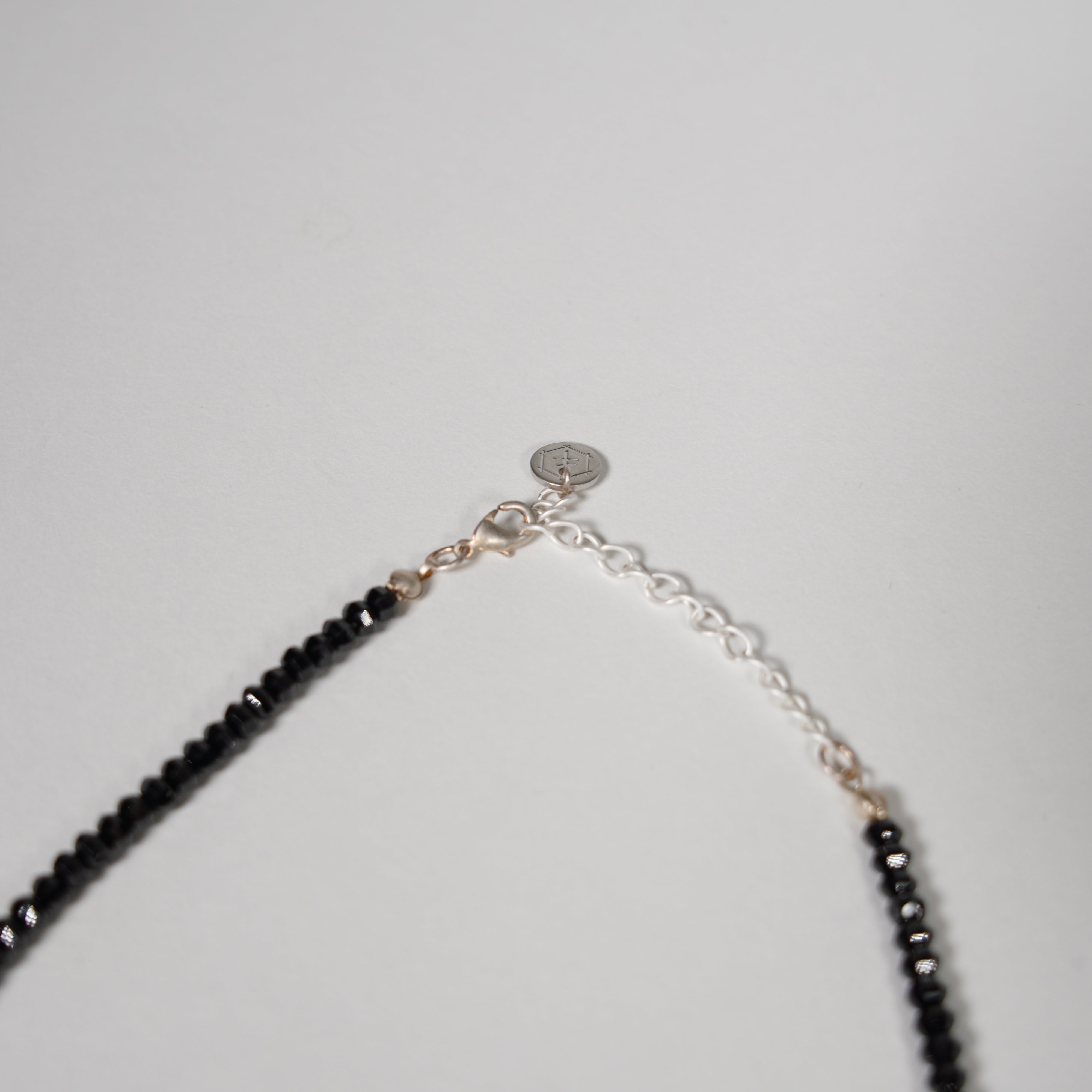 Collana / Arabesque / Black Spinel