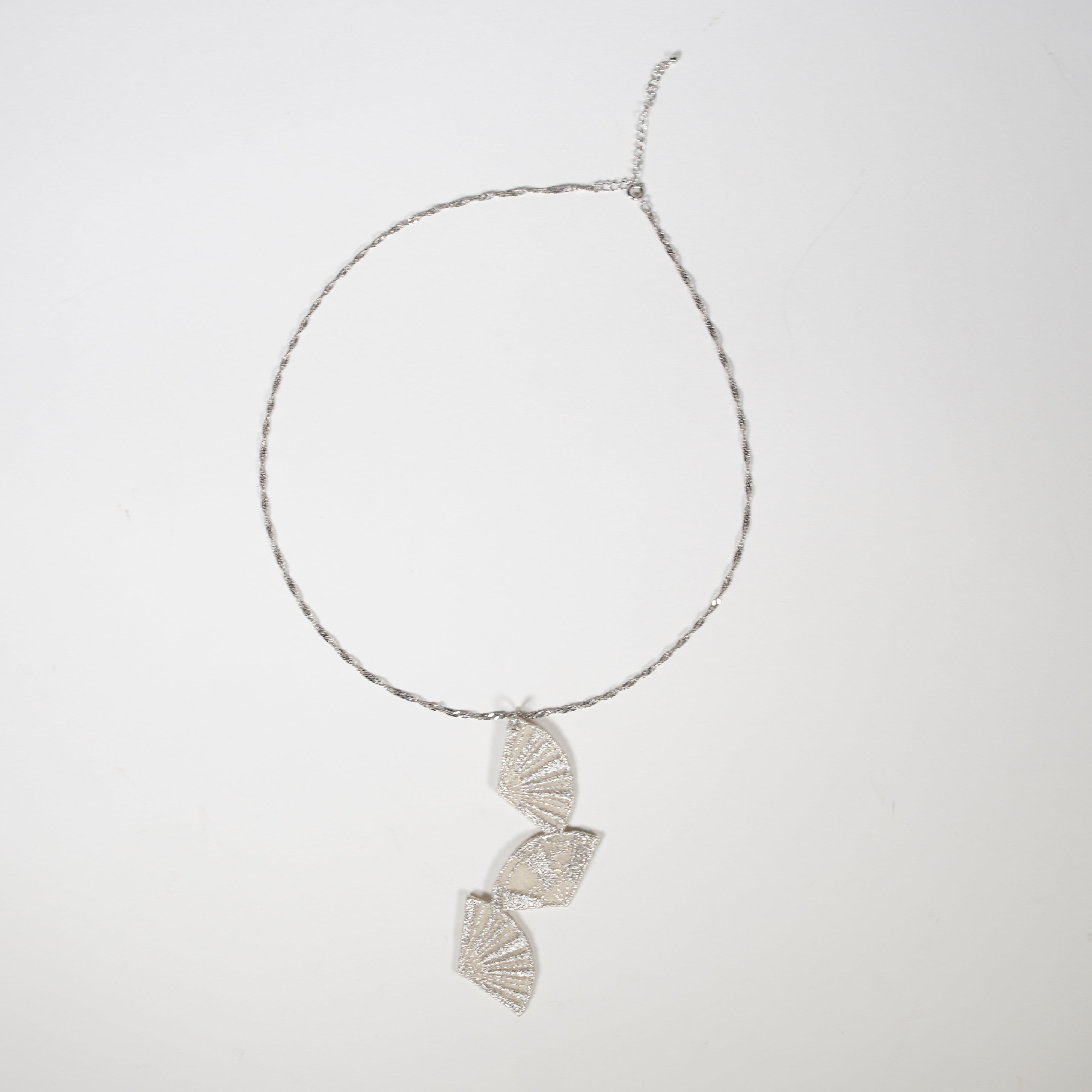 Embroidered Necklace / Metallic Thread / Kyoto Fan