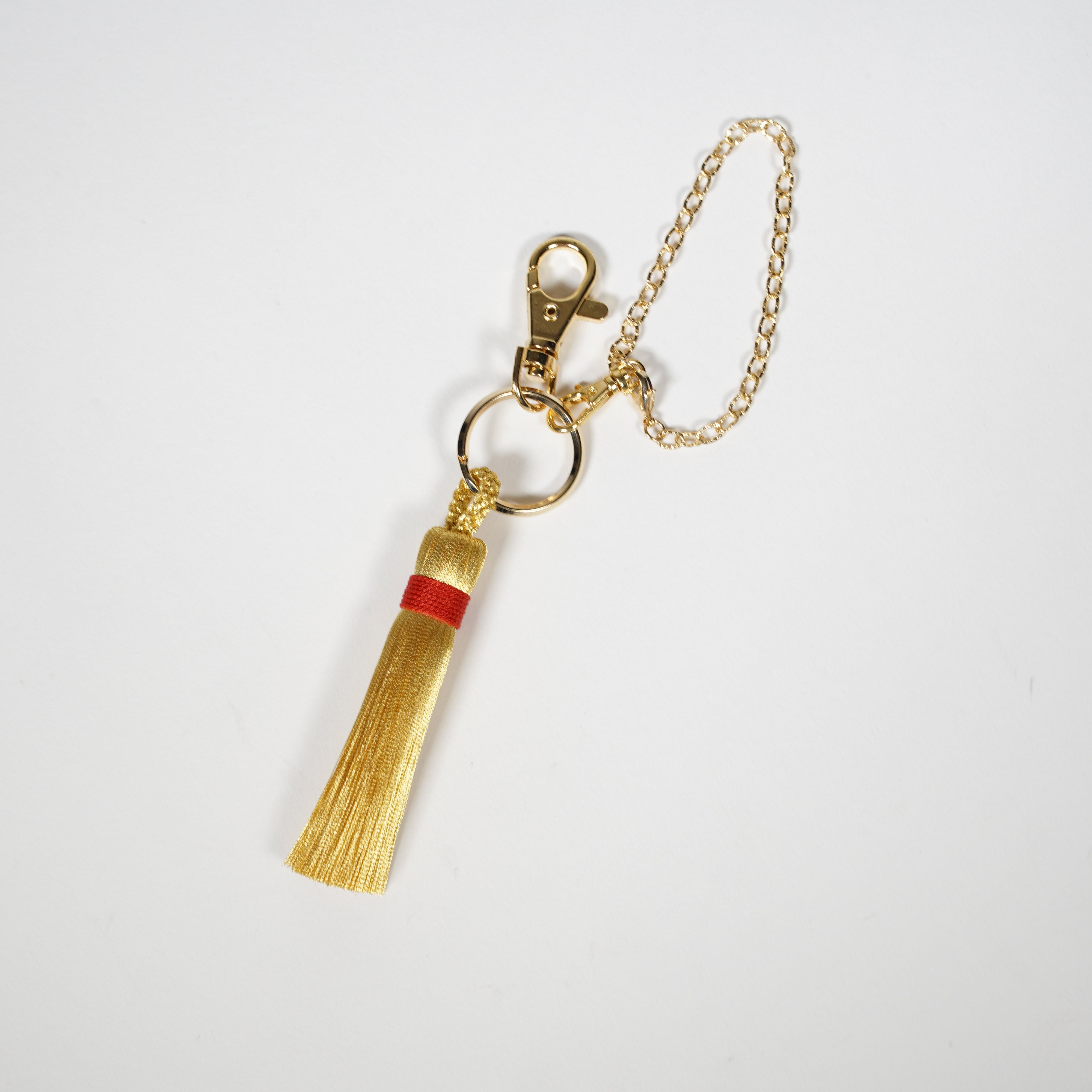 Tassel Charm / Metallic Thread / Medium