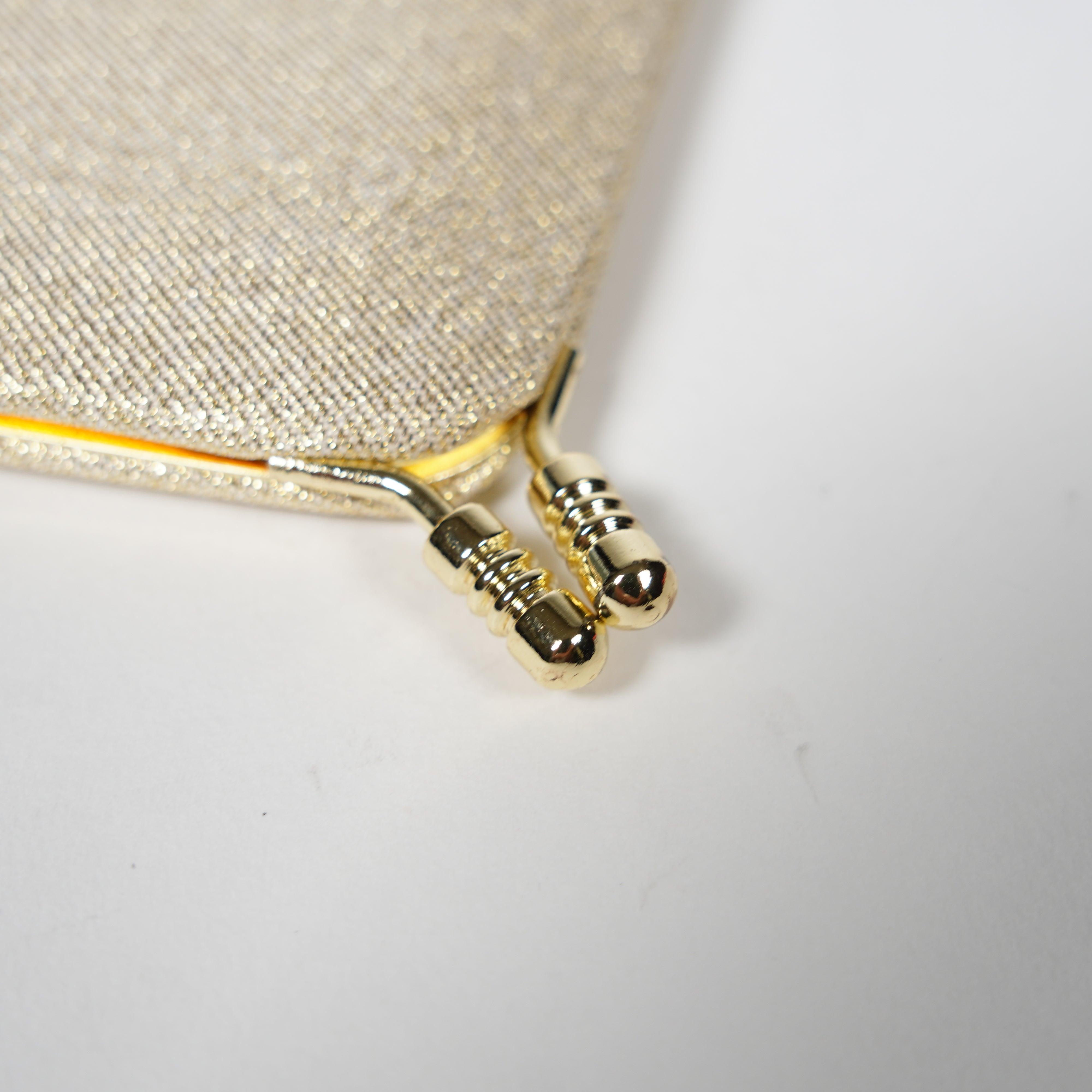 Goldener Thread / Kartenkoffer