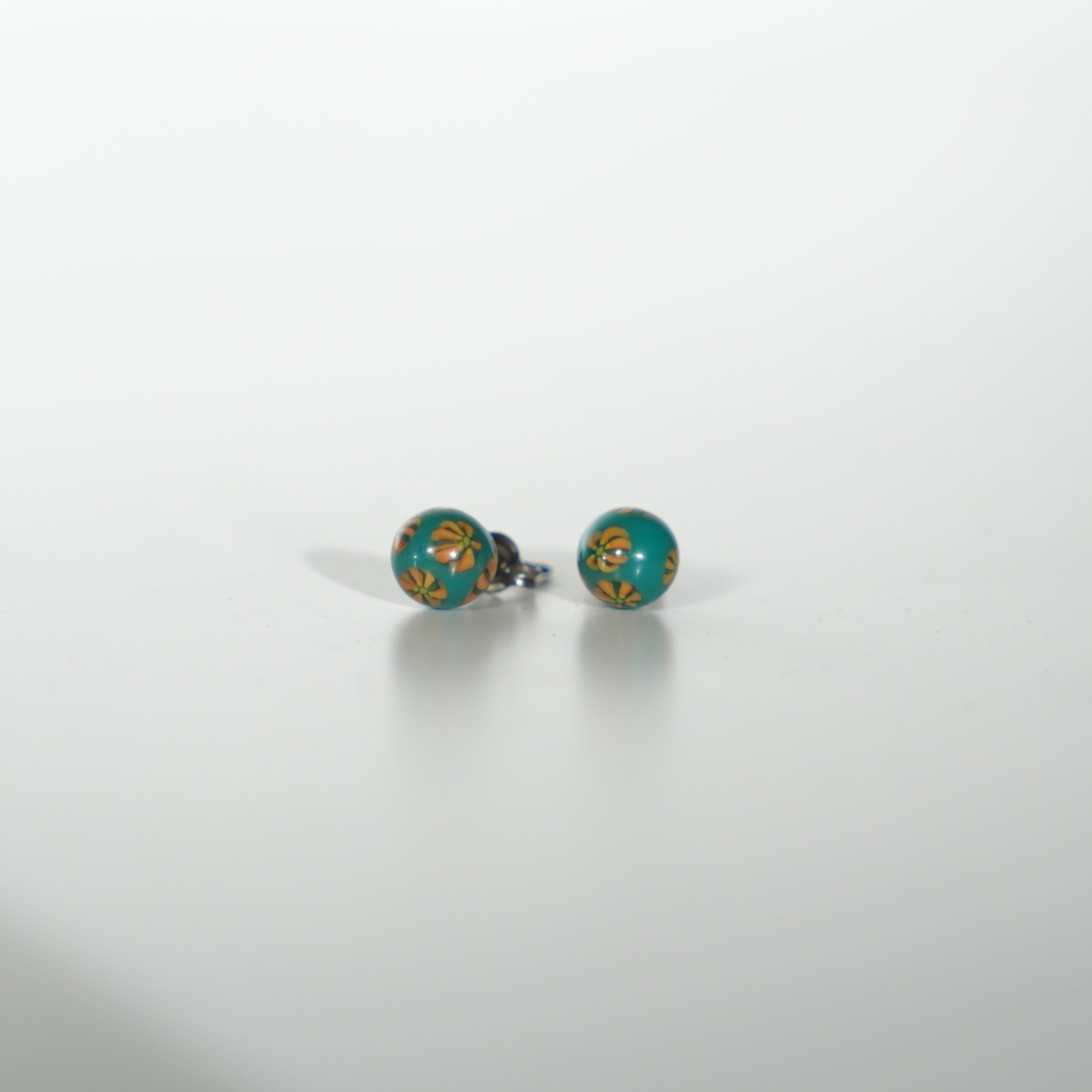 Tonbo-dama Glass Earrings / Turquoise & Orange Floral