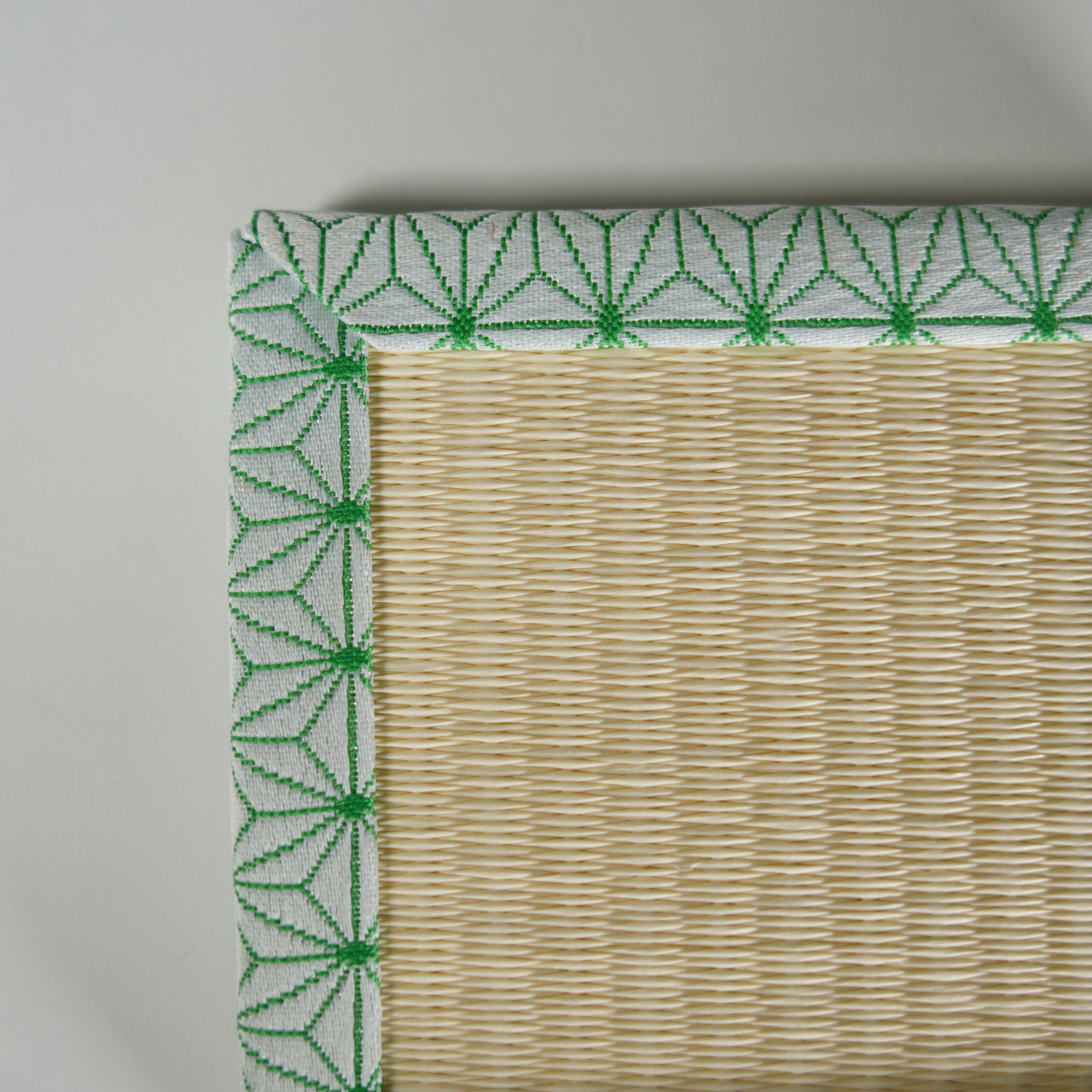 Mini Tatami Mat / Jurakudai / Green Asanoha (Hemp Leaf)