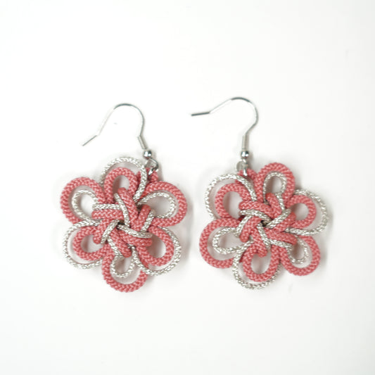 Plum Knot Pierced Earings / Pink