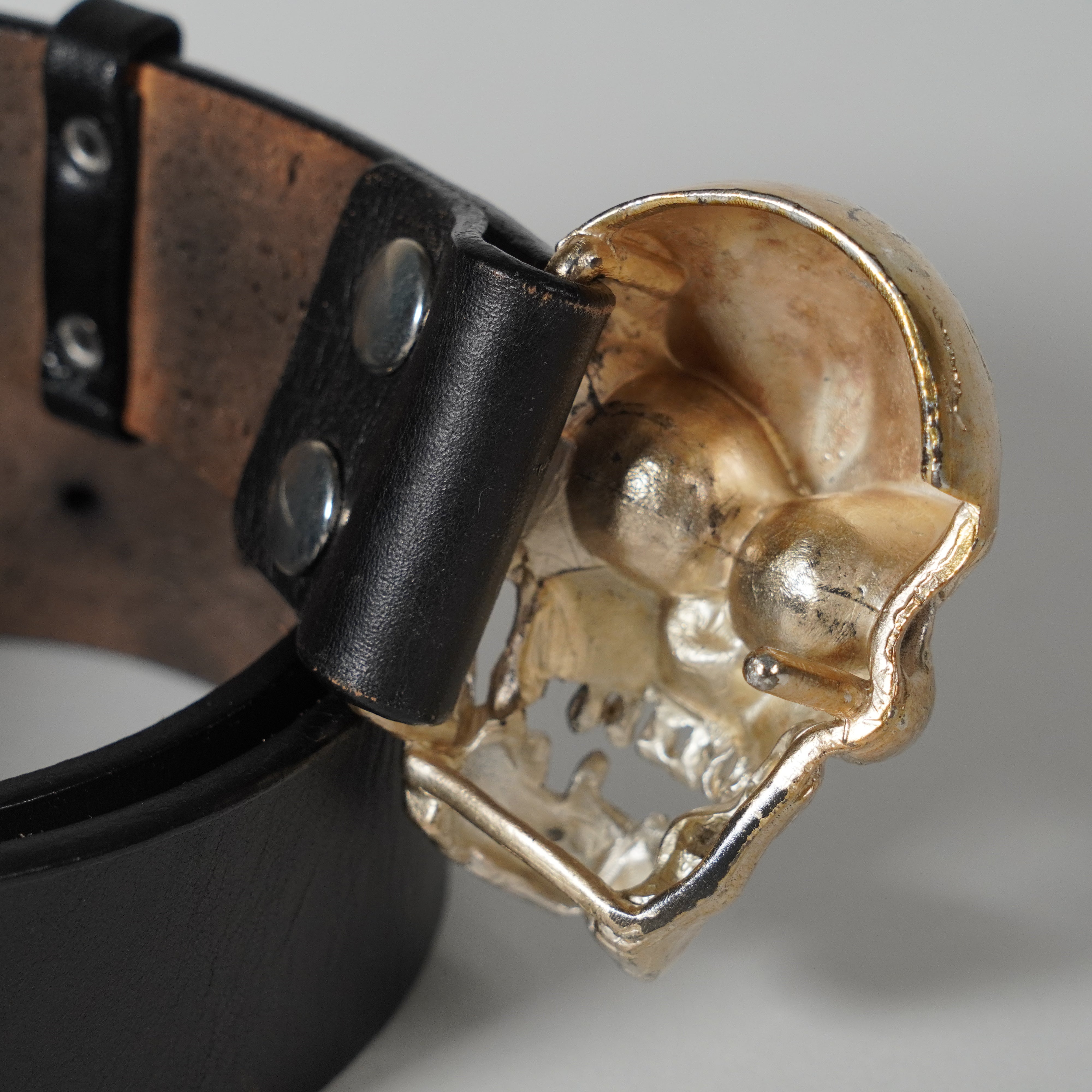 Fibbia in argento / cranio