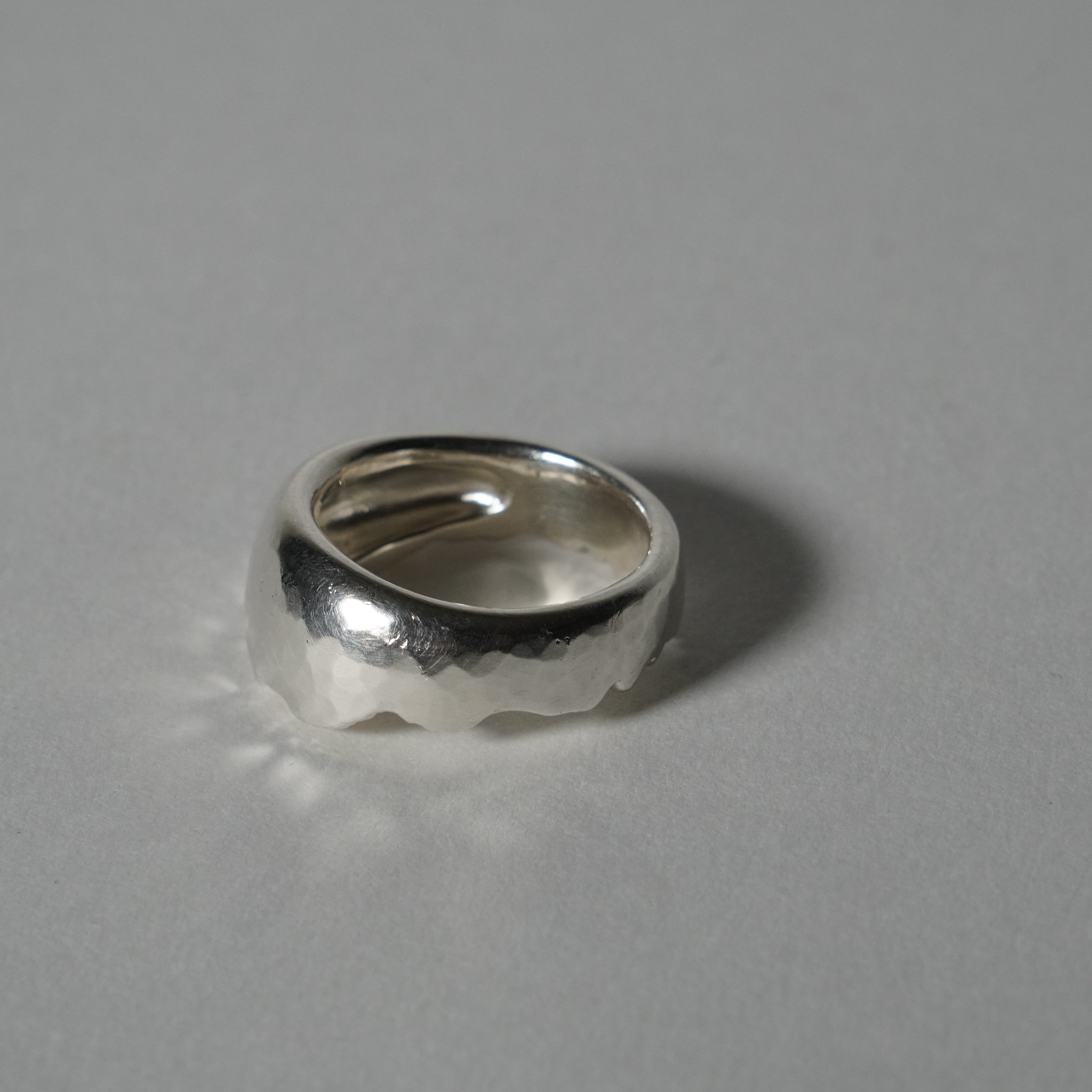 Silberring / Erdfissur