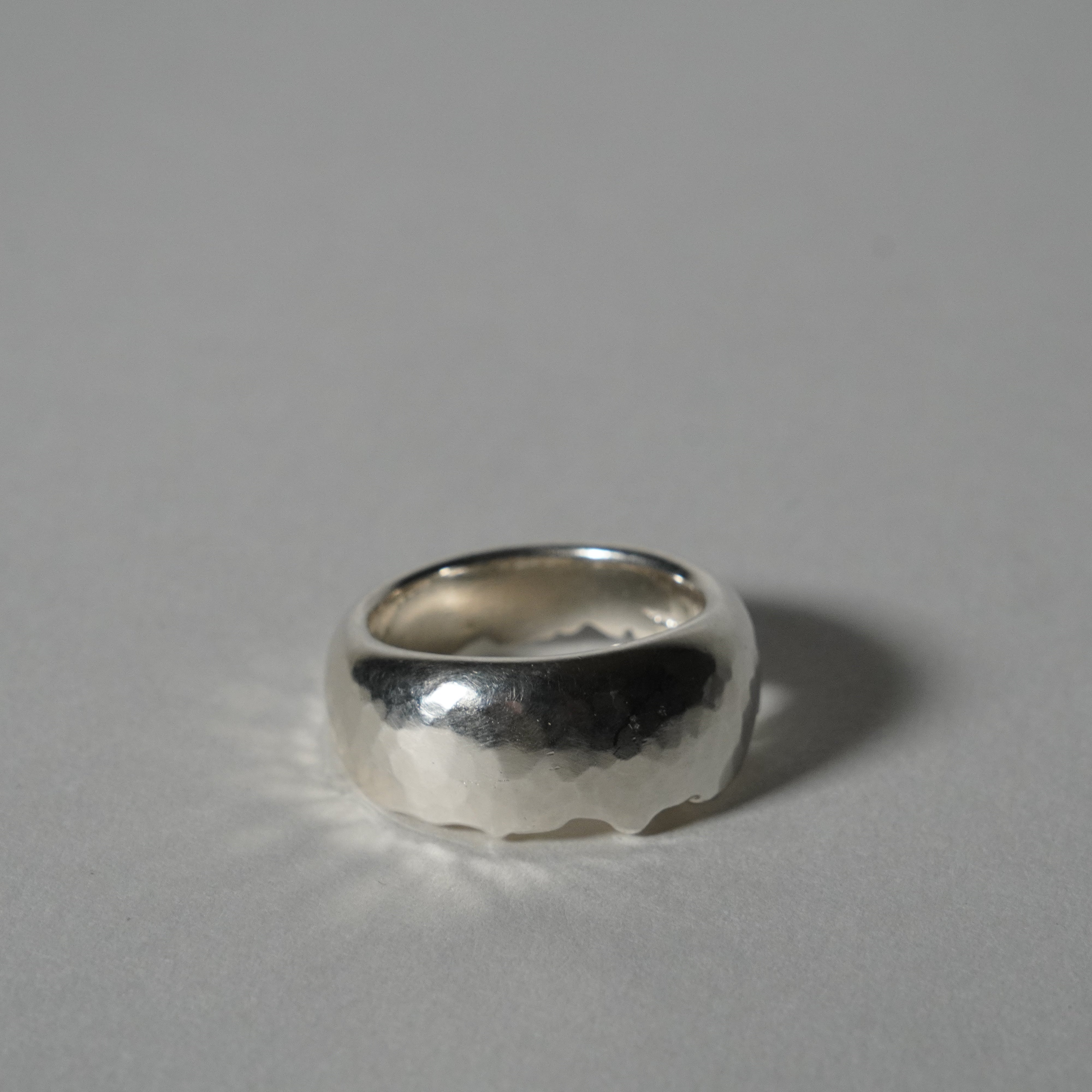 Silberring / Erdfissur