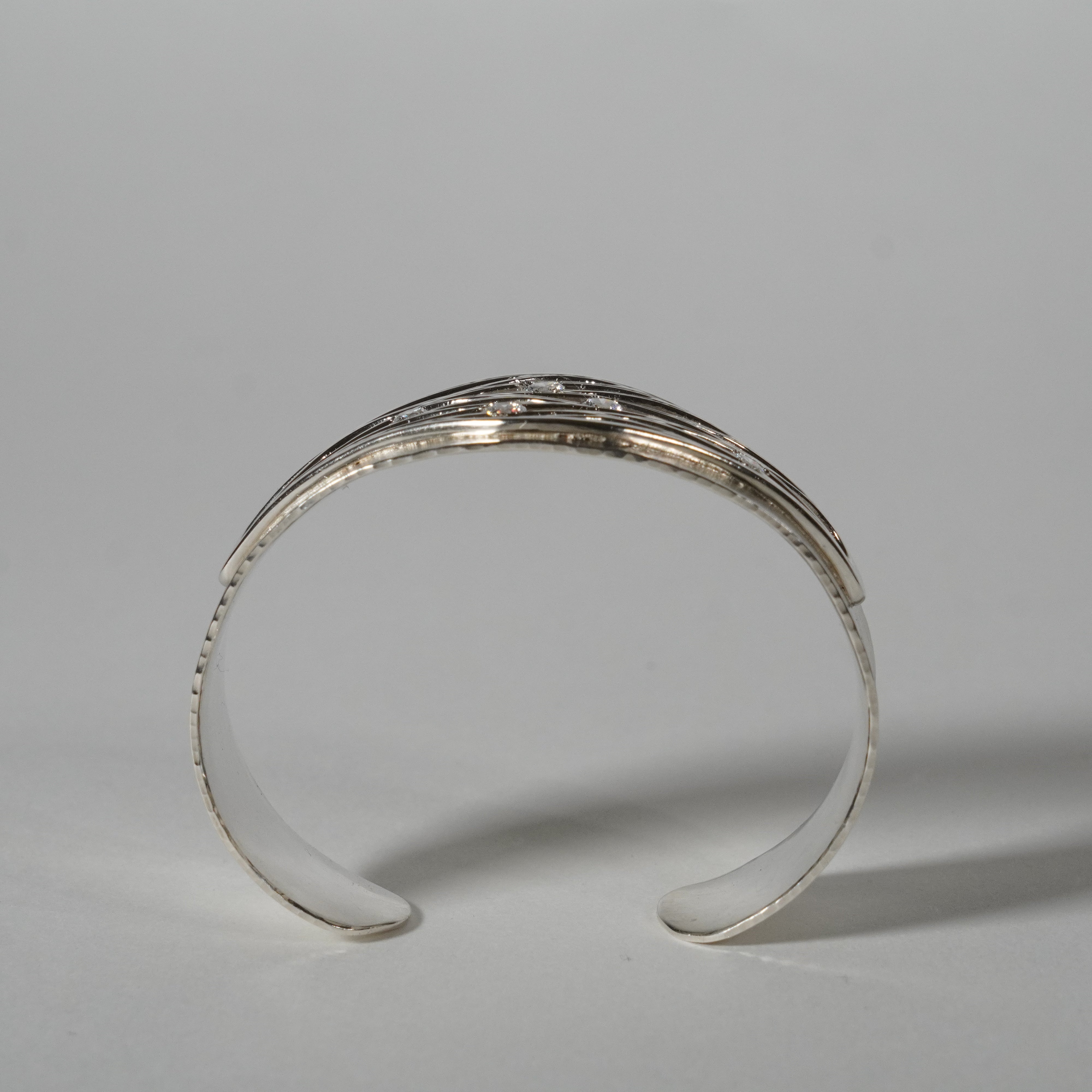 Braggola d'argento / modello a flusso